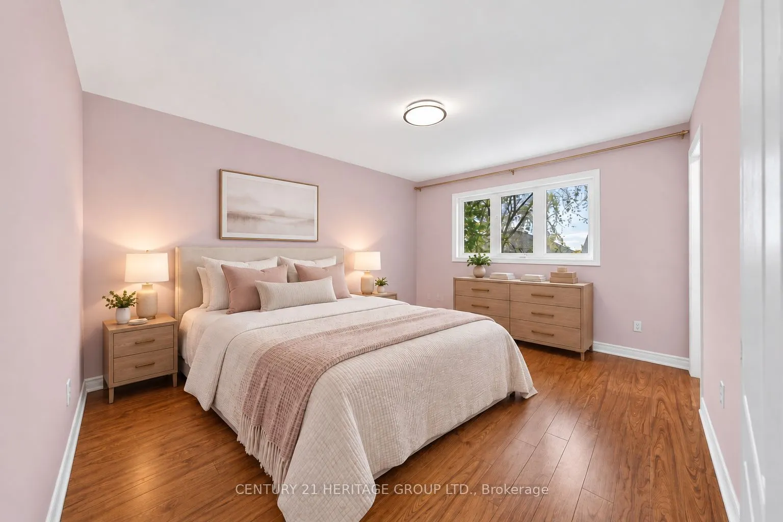 378 Spruce Grove Crescent