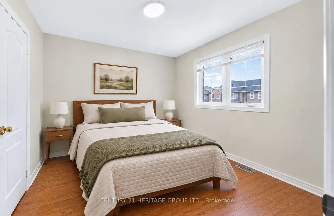 378 Spruce Grove Crescent