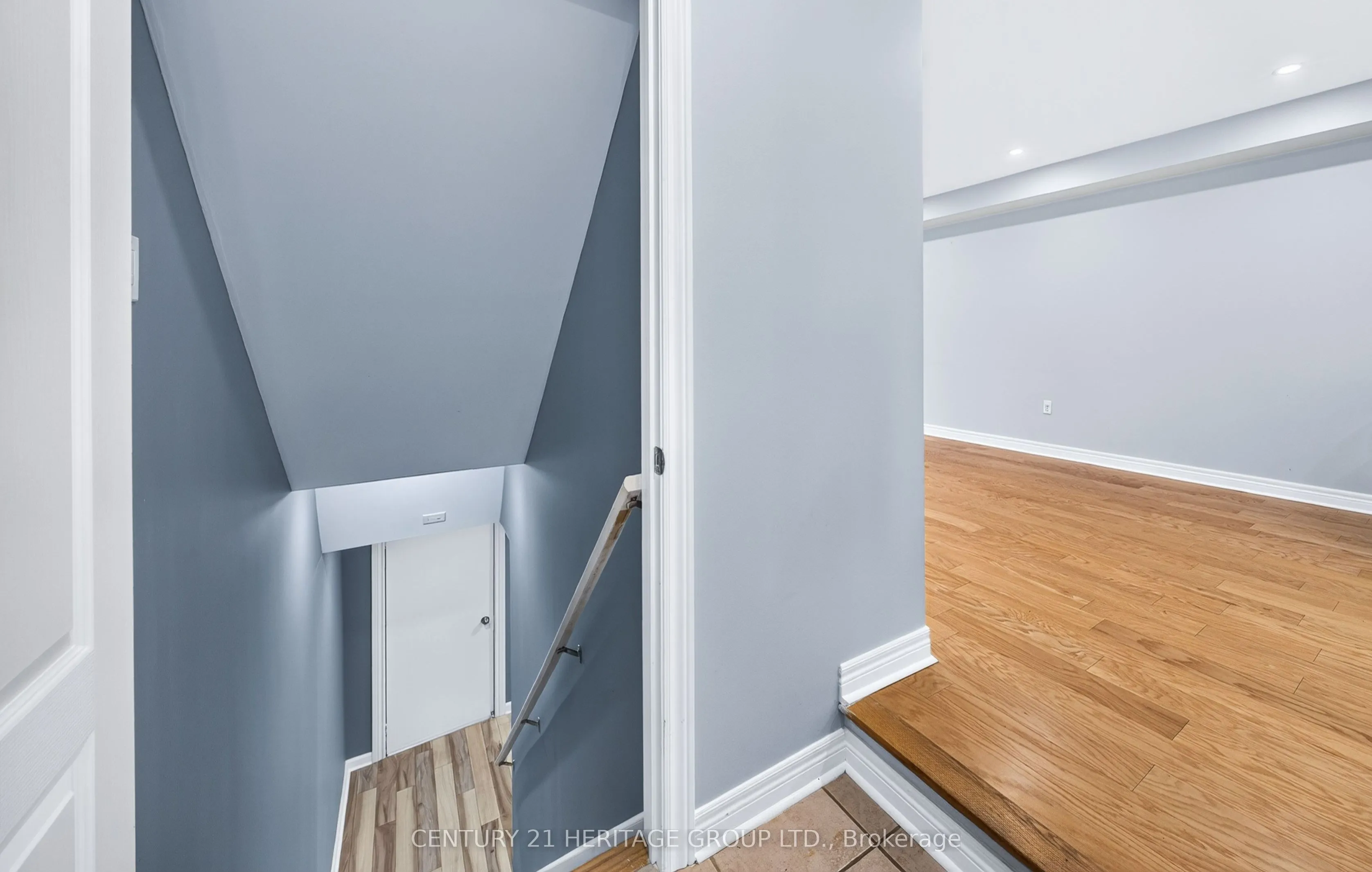 378 Spruce Grove Crescent