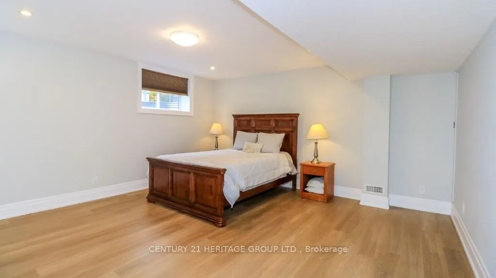 3500 Crescent Harbour Road