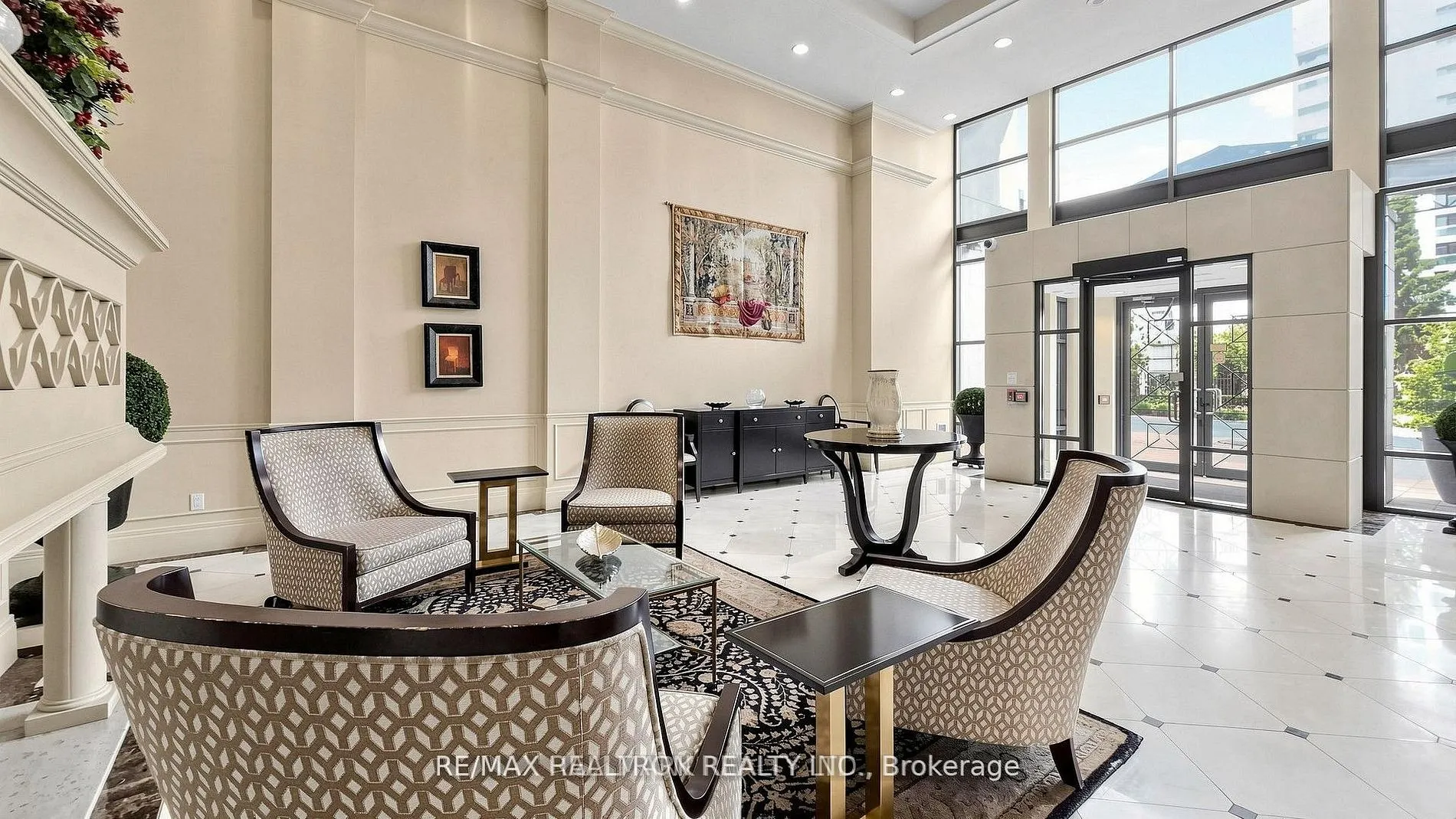 310 Red Maple Road #712