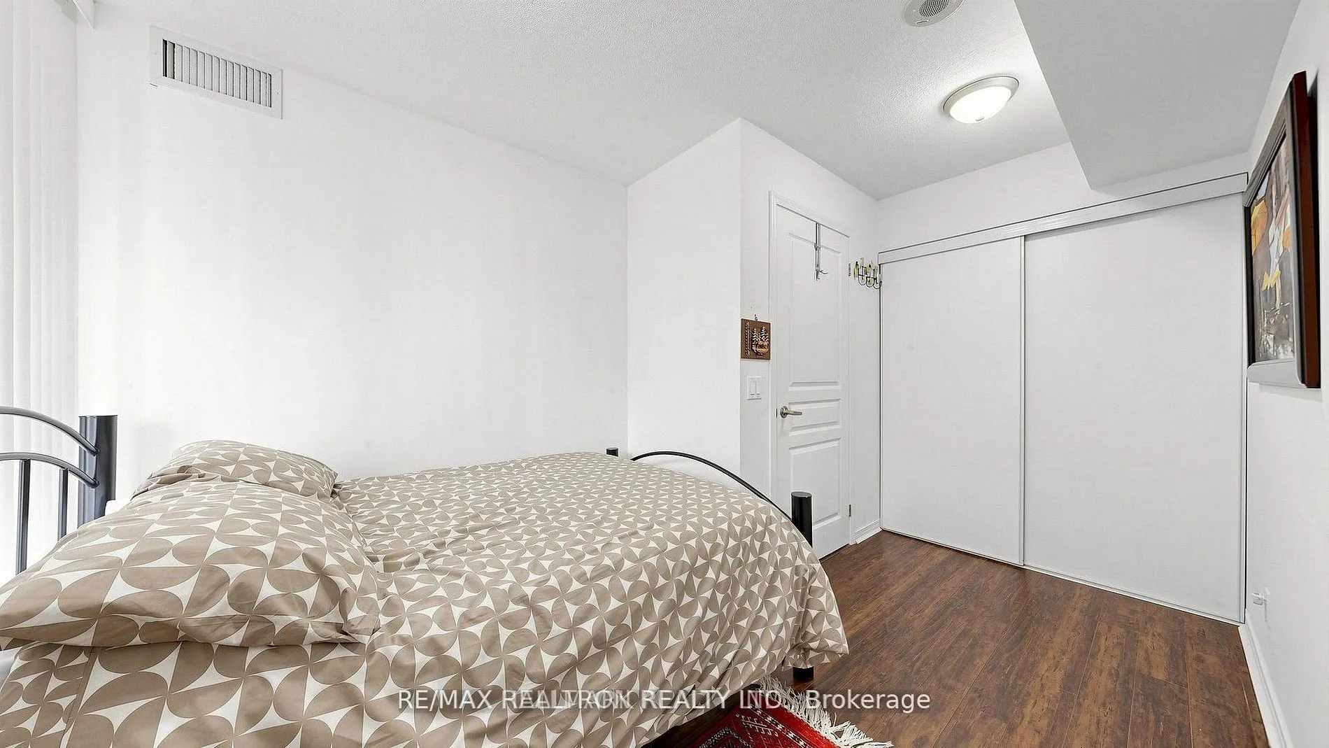 310 Red Maple Road #712