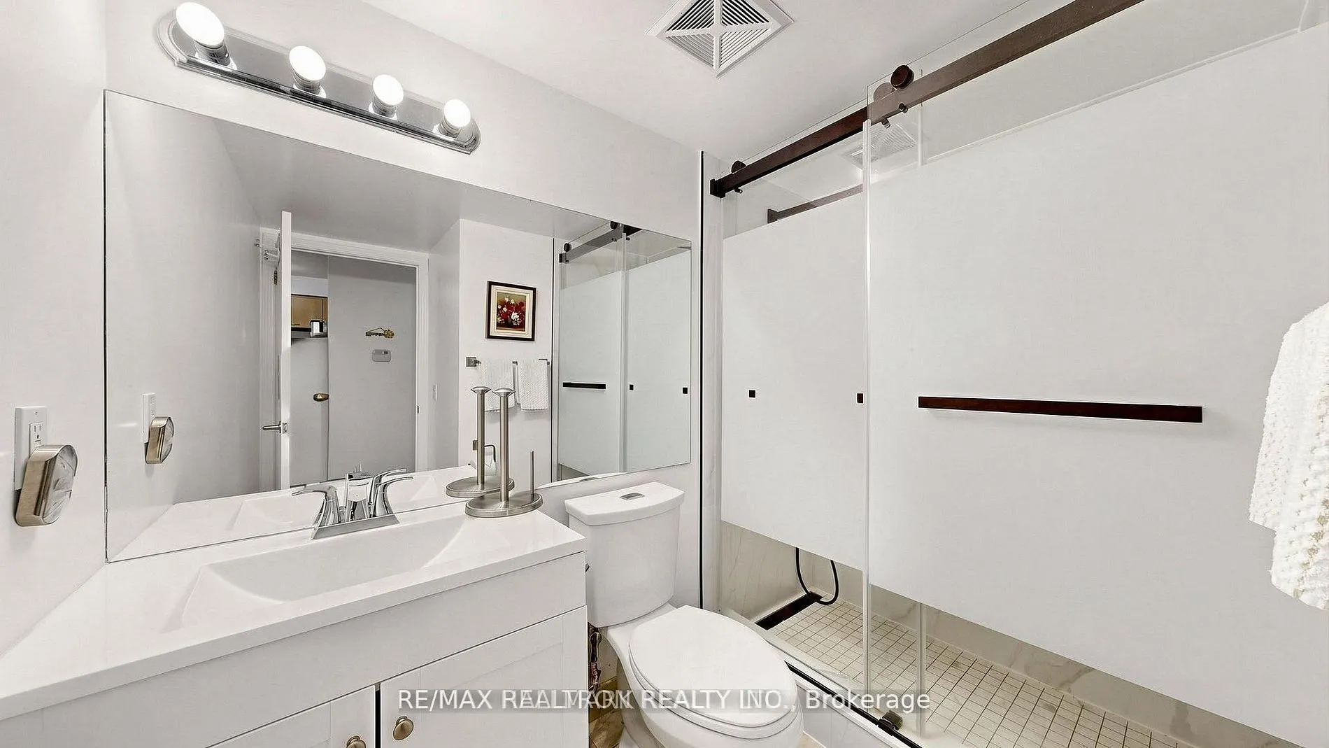 310 Red Maple Road #712