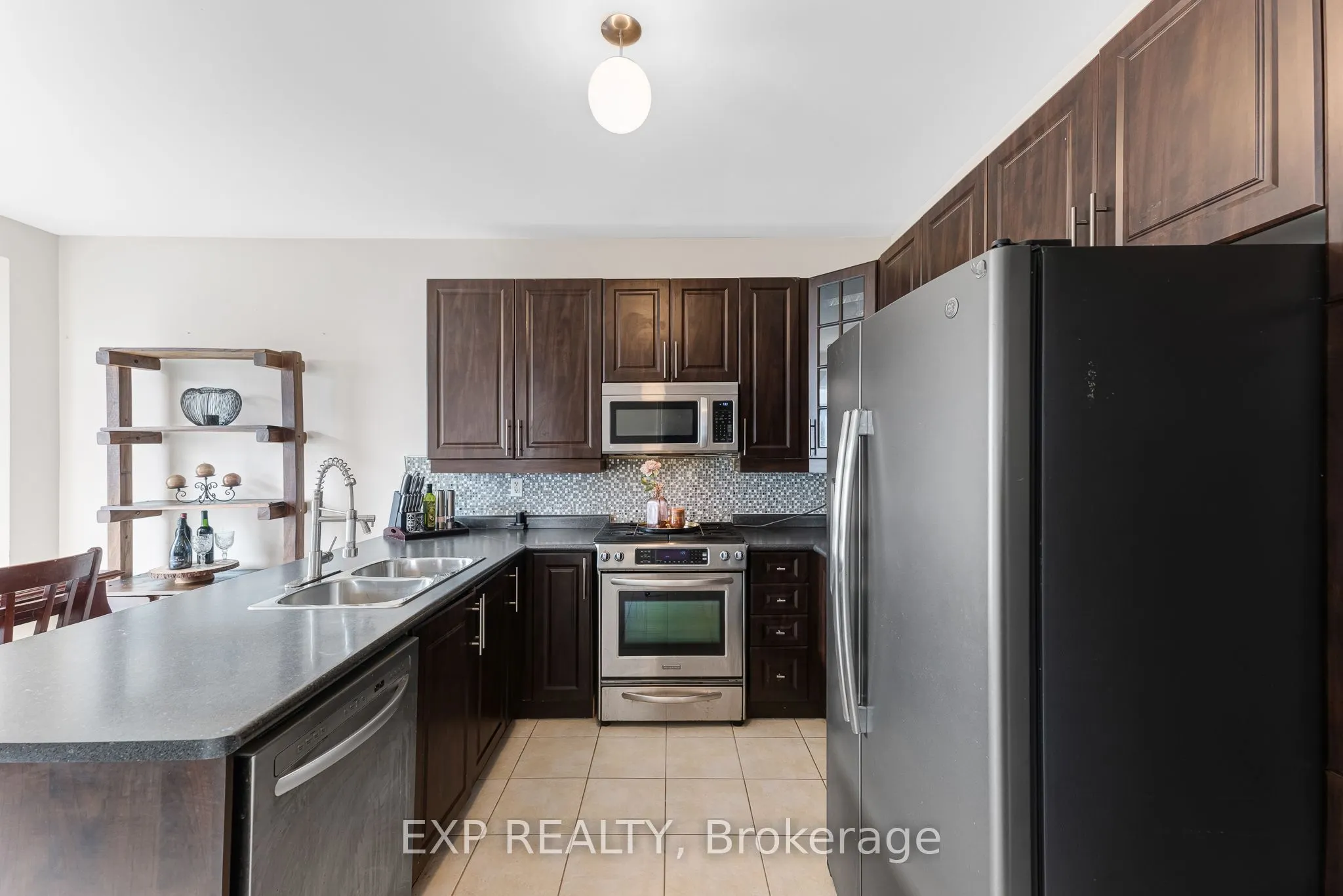 211 Ray Snow Boulevard