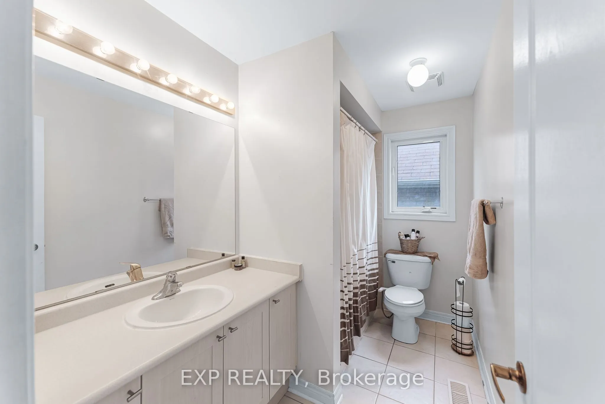 211 Ray Snow Boulevard
