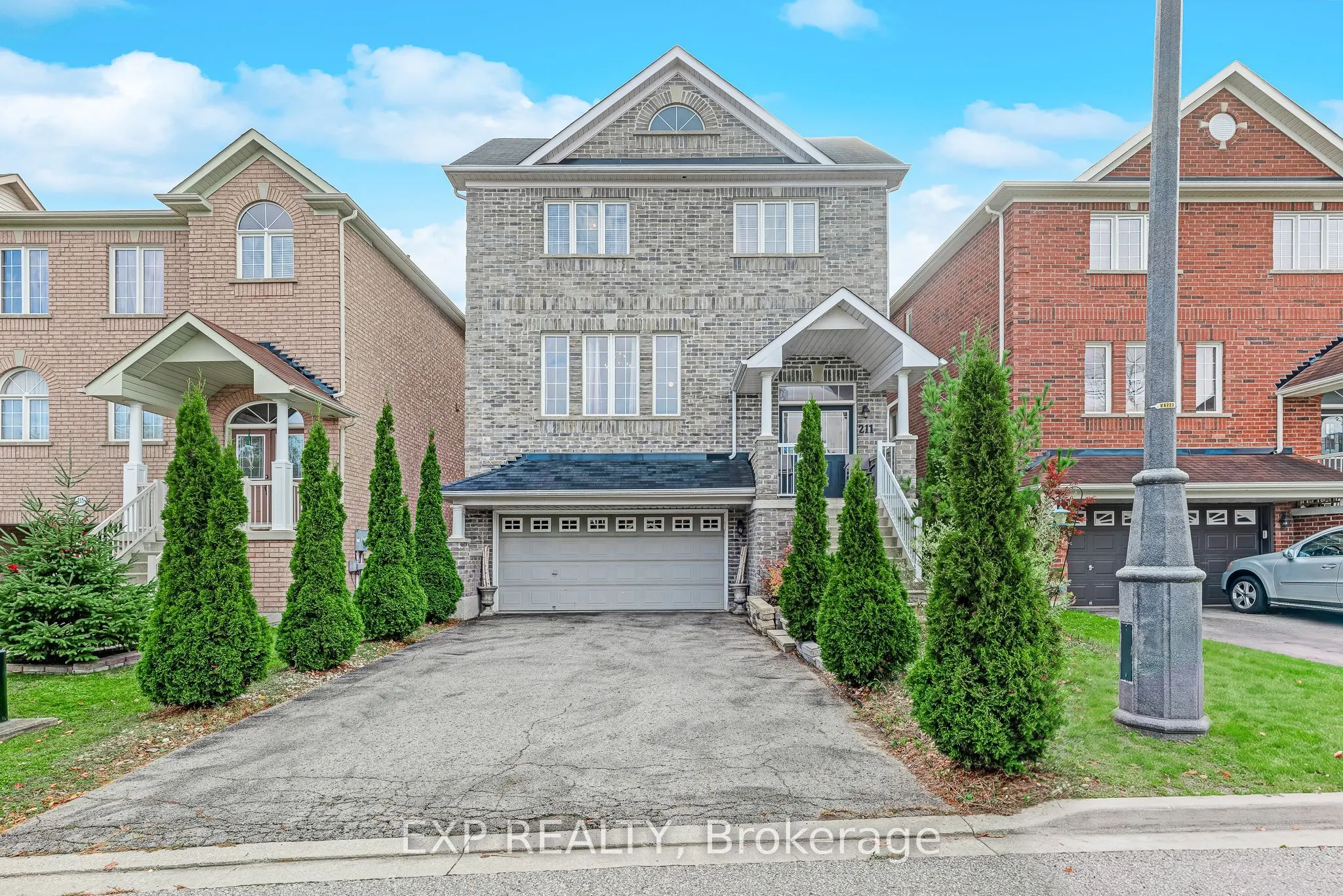 211 Ray Snow Boulevard