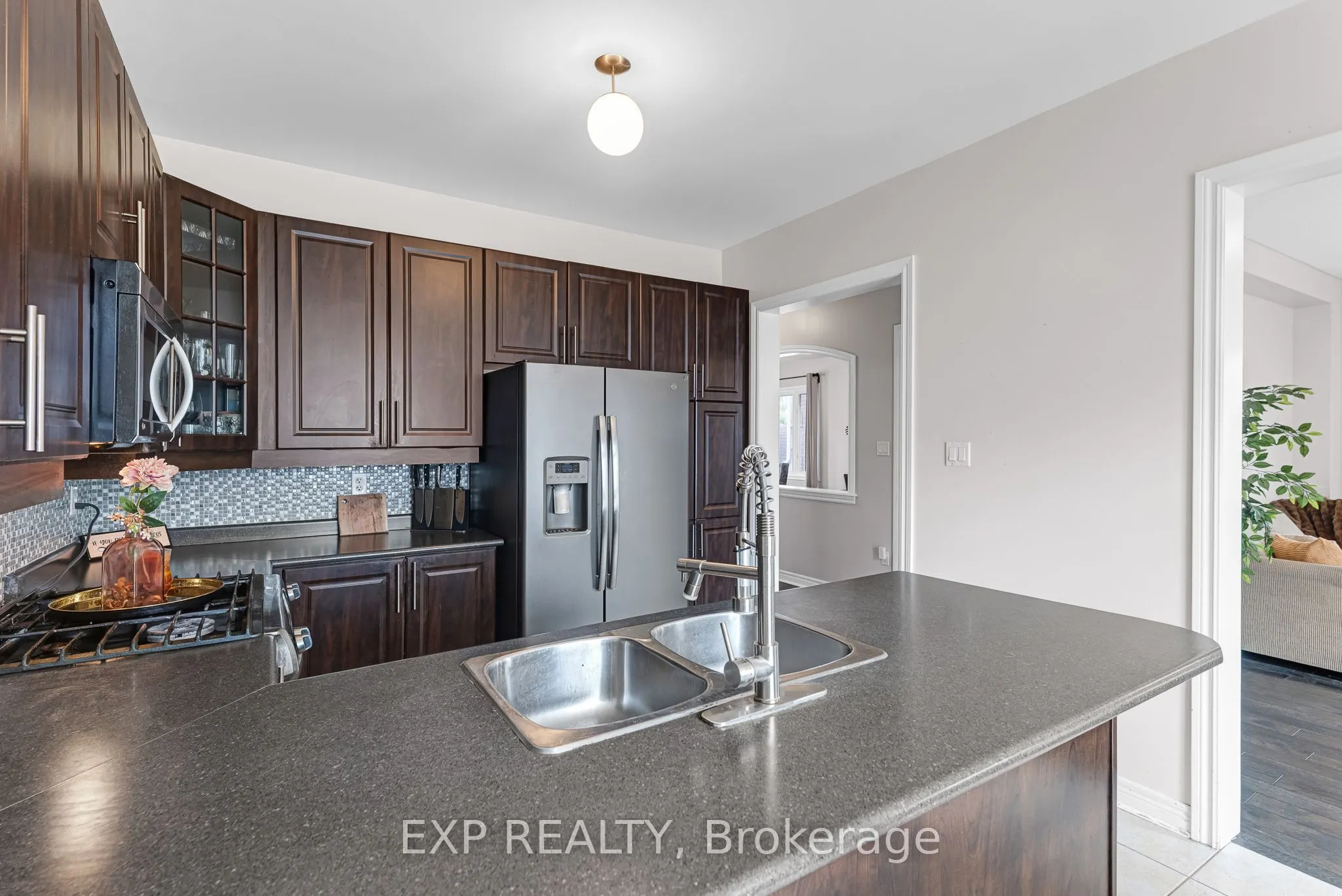 211 Ray Snow Boulevard