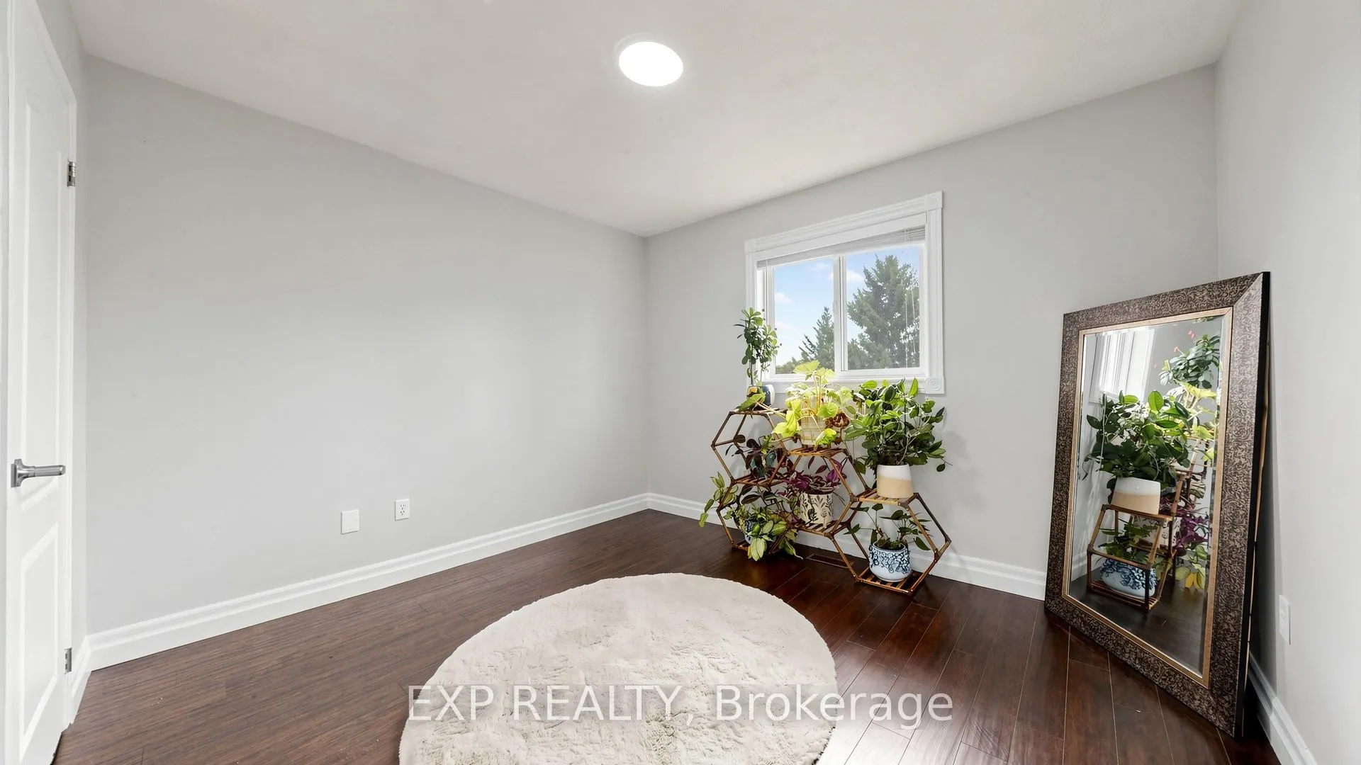 416 Bartholomew Drive