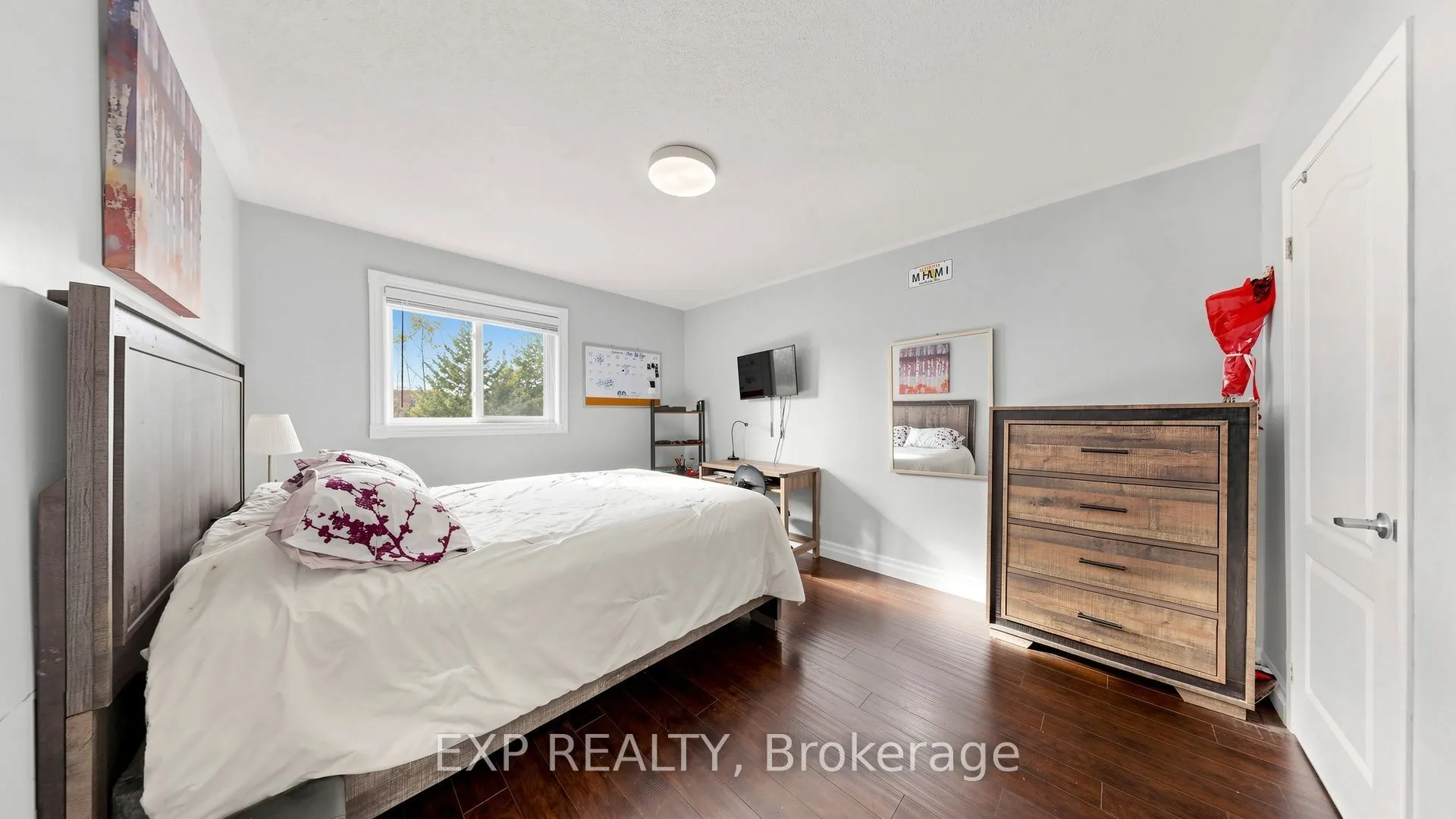 416 Bartholomew Drive