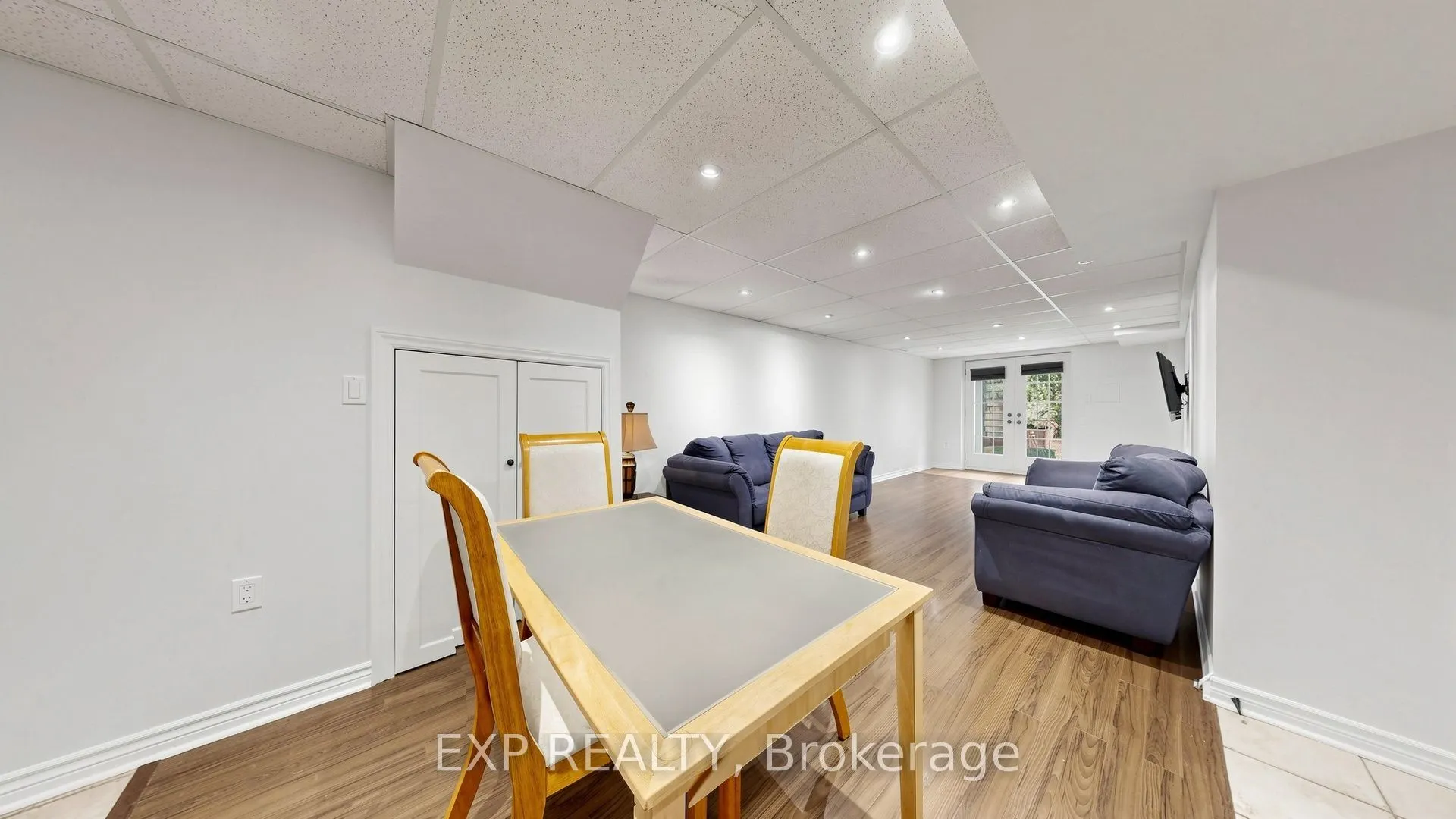 416 Bartholomew Drive