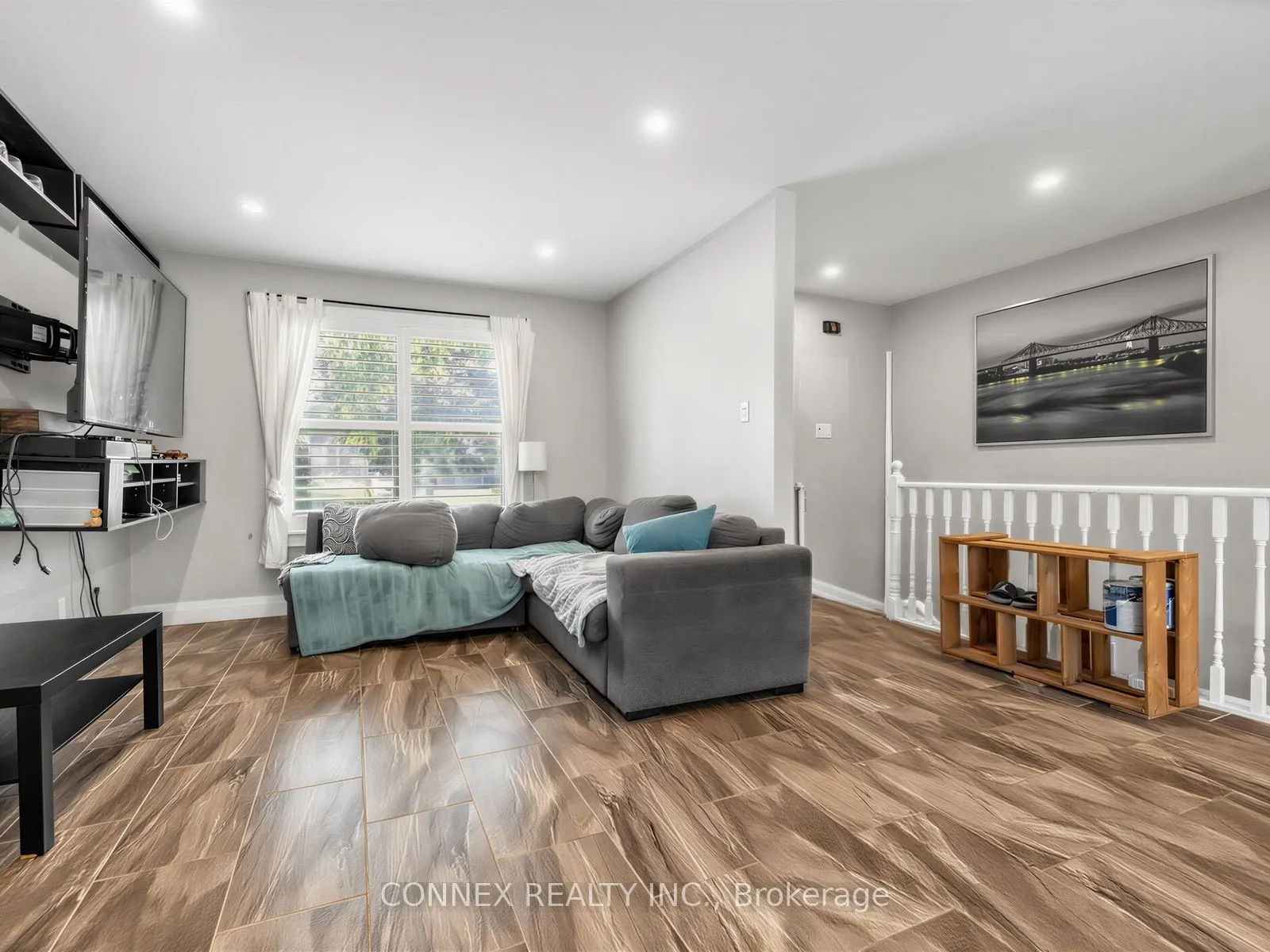 77 Colony Trail Boulevard