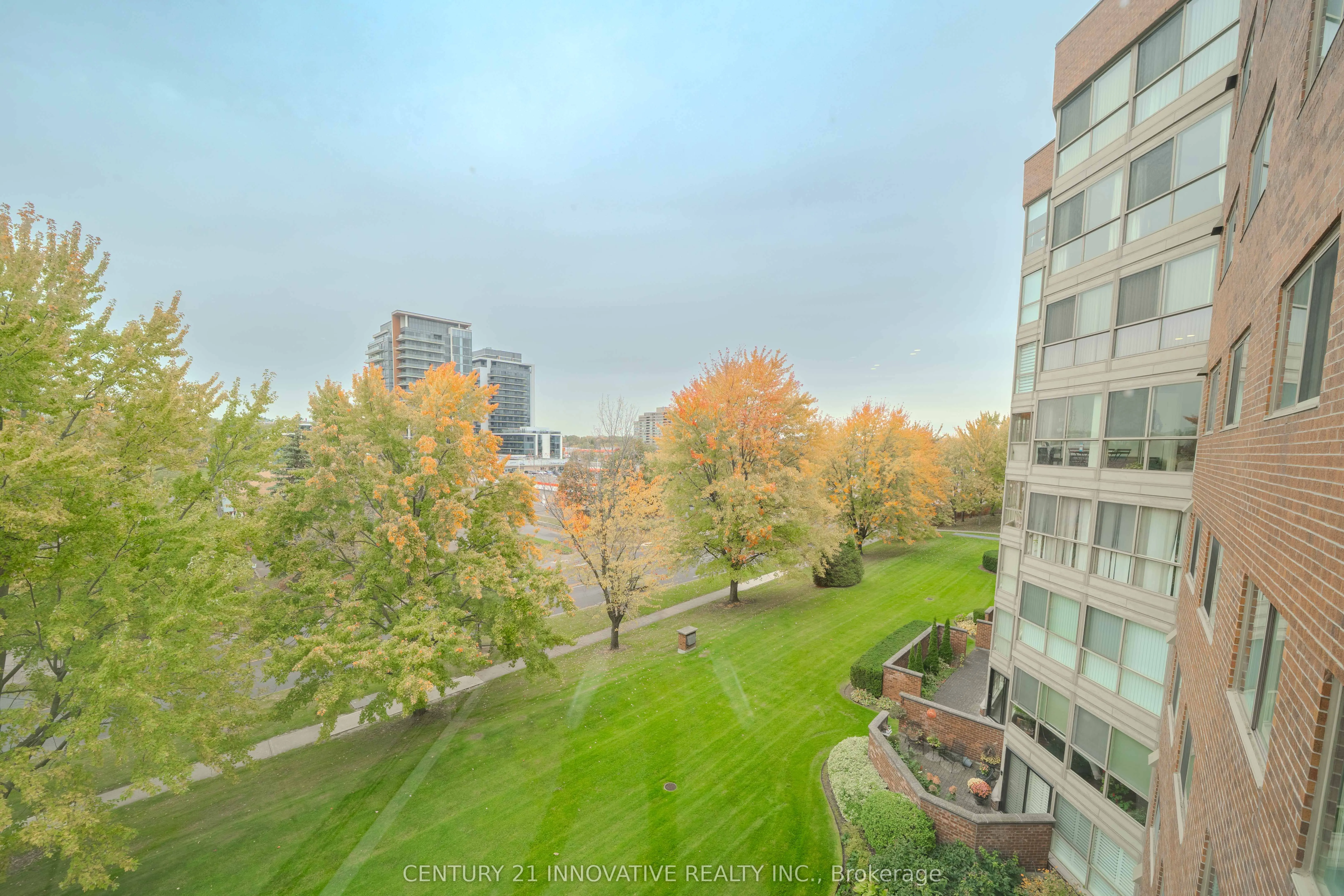 5 Weldrick Road W #511