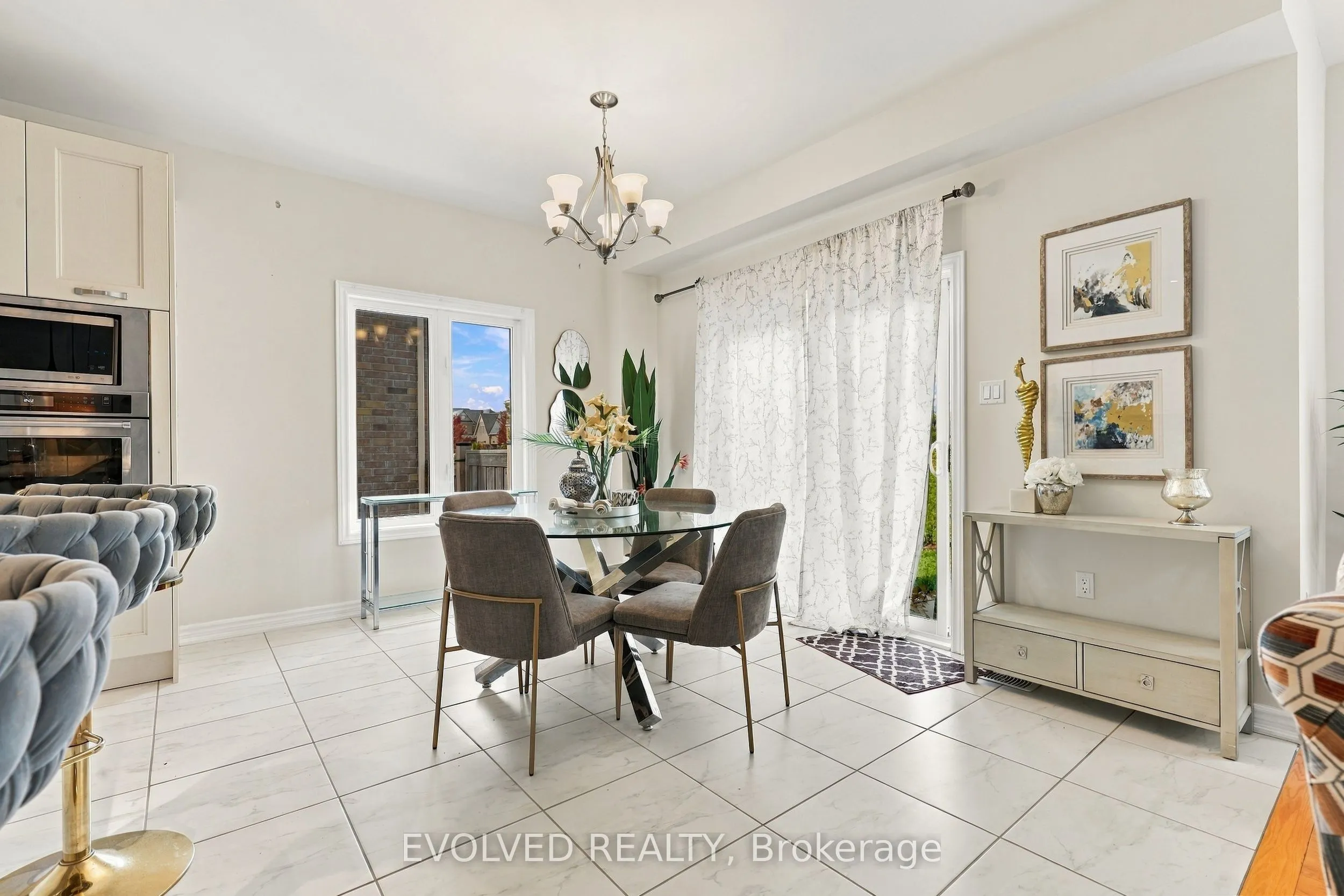 28 Vivian Creek Road