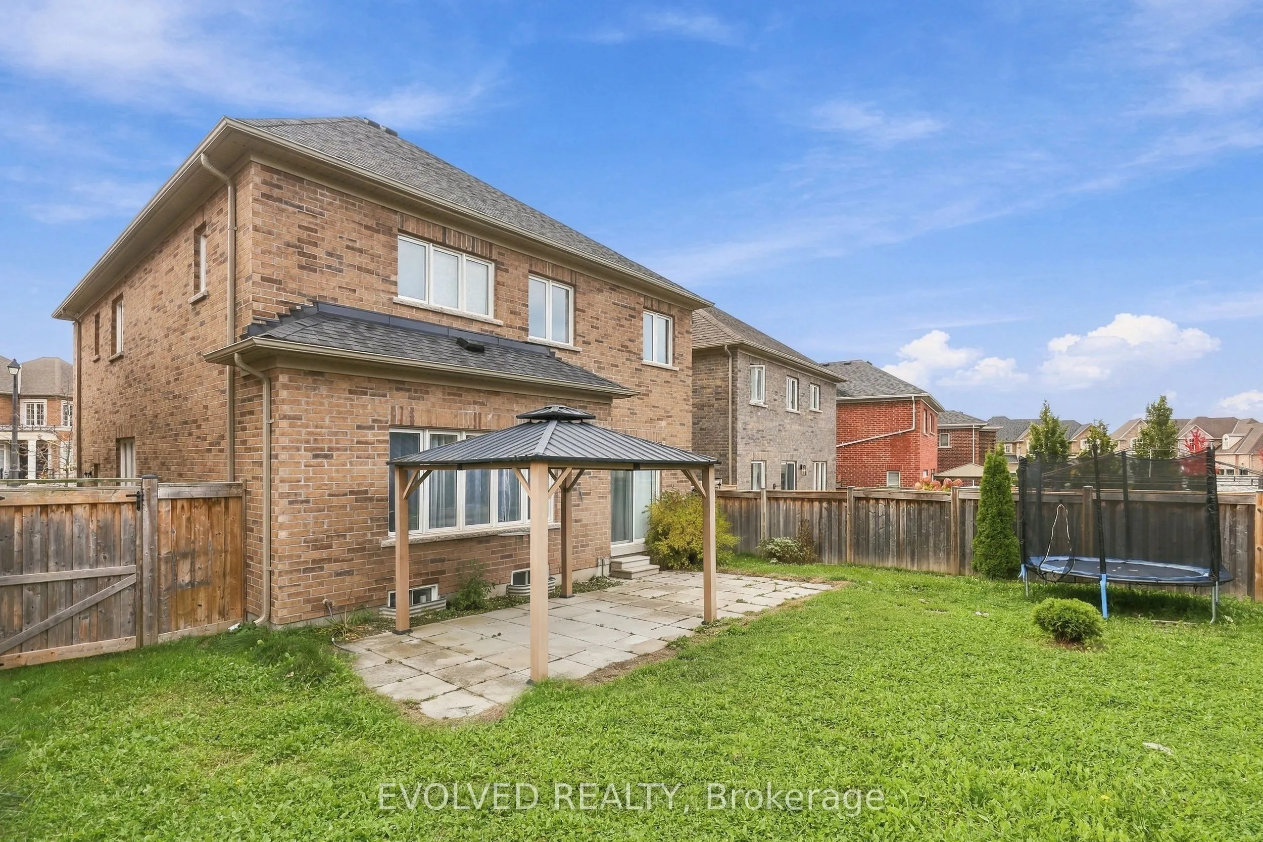 28 Vivian Creek Road
