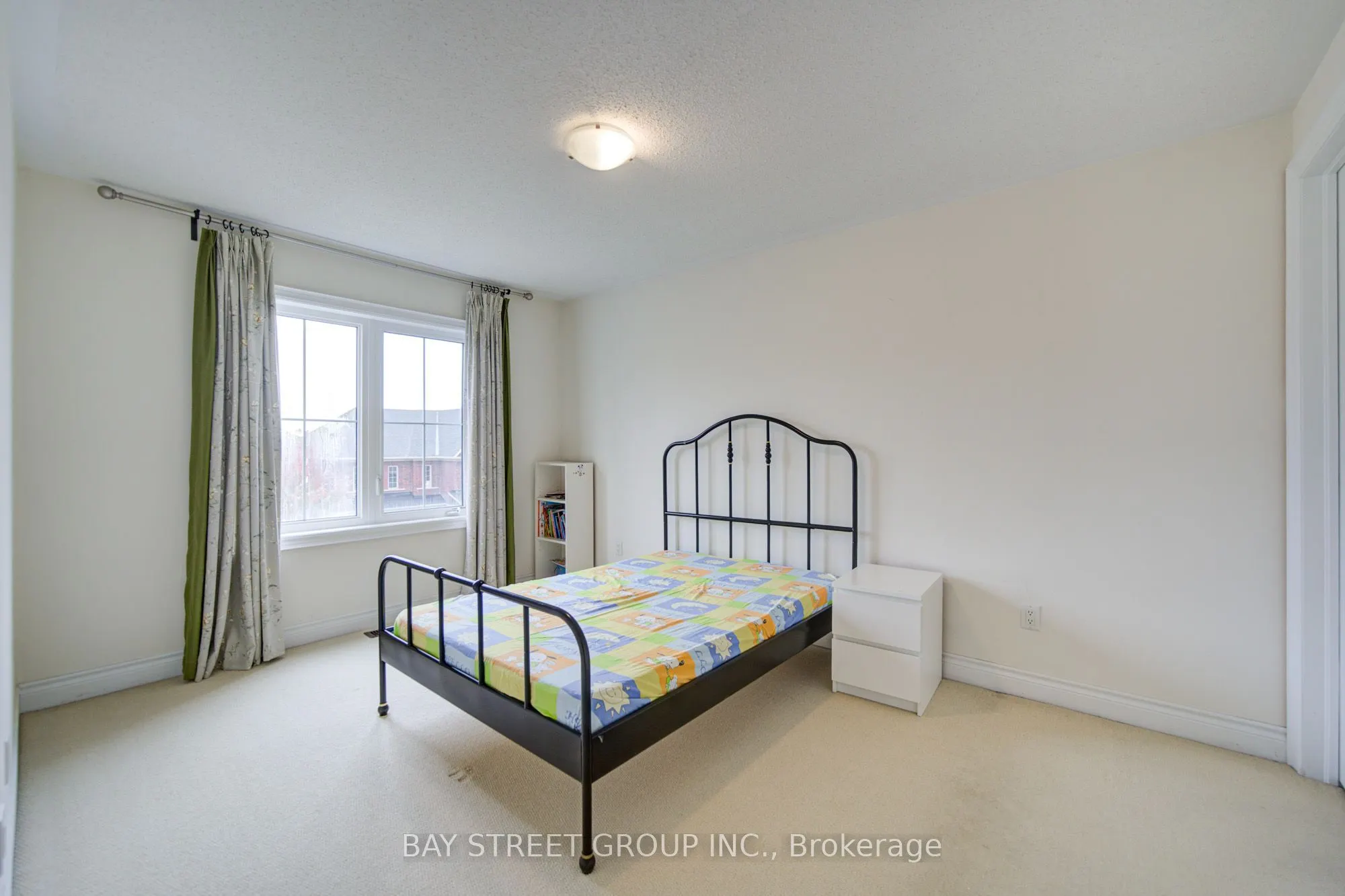 30 Ben Sinclair Avenue