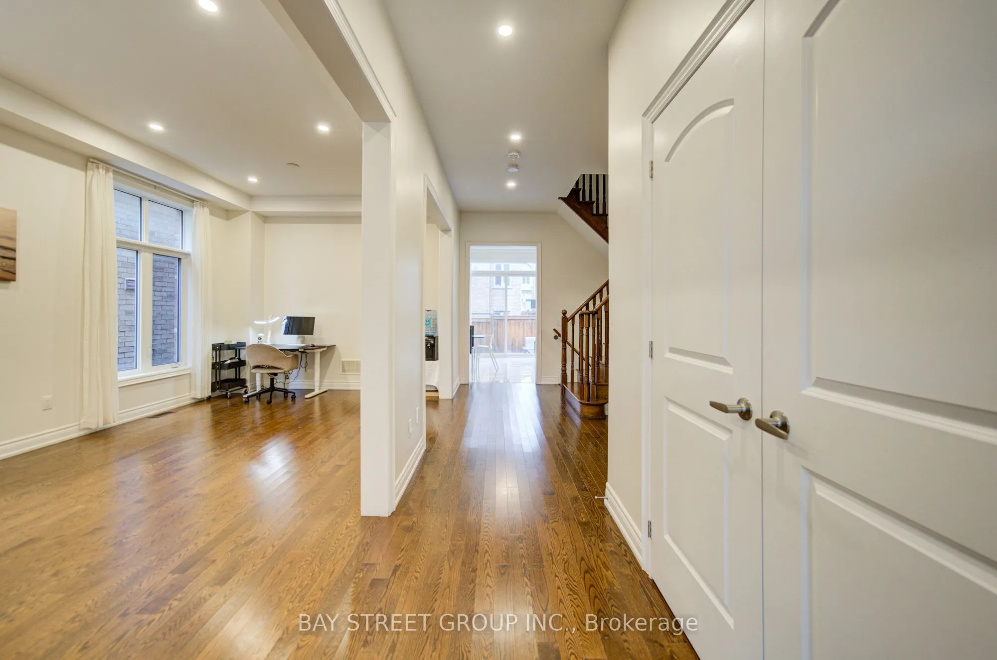 30 Ben Sinclair Avenue