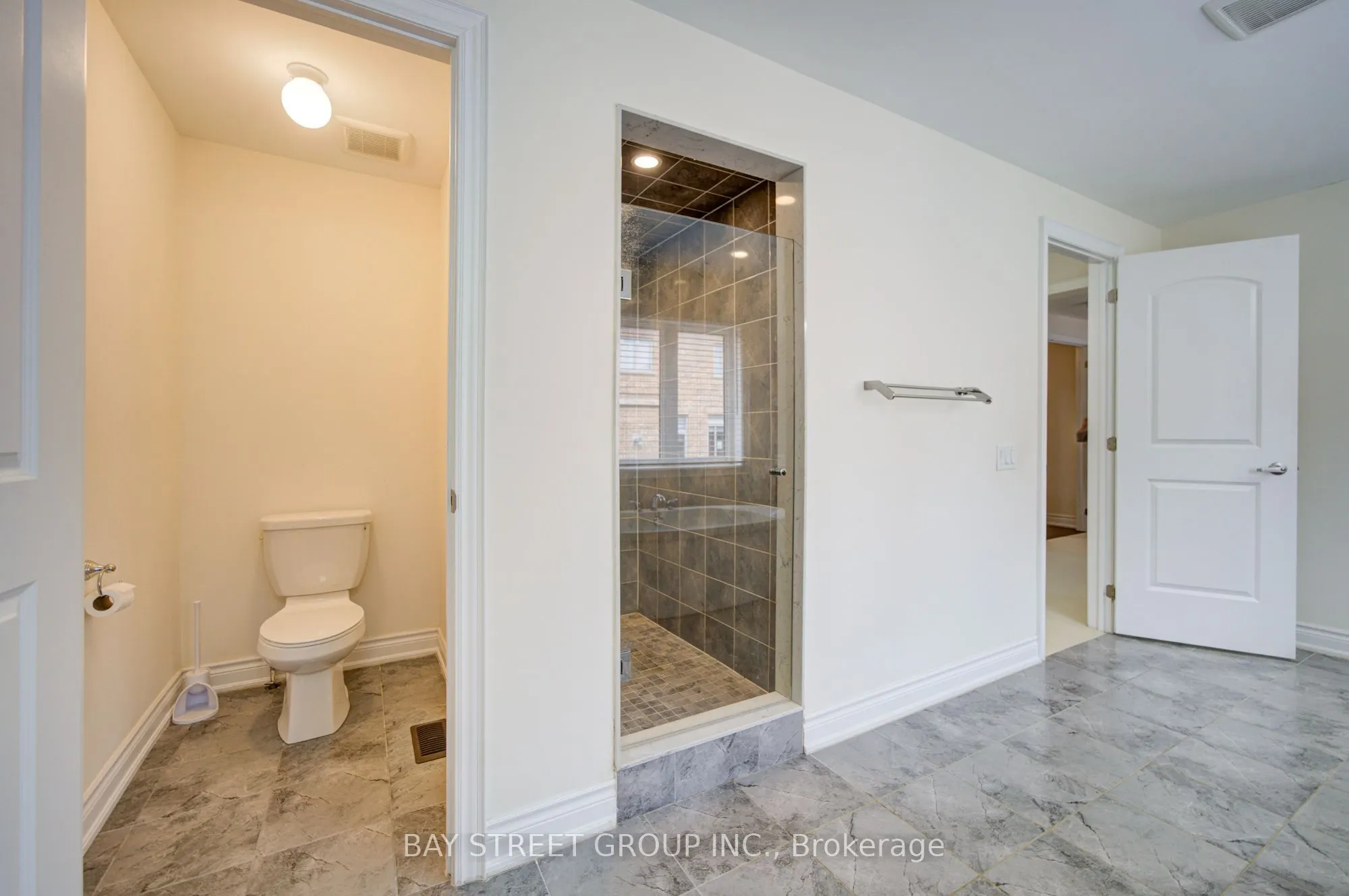 30 Ben Sinclair Avenue