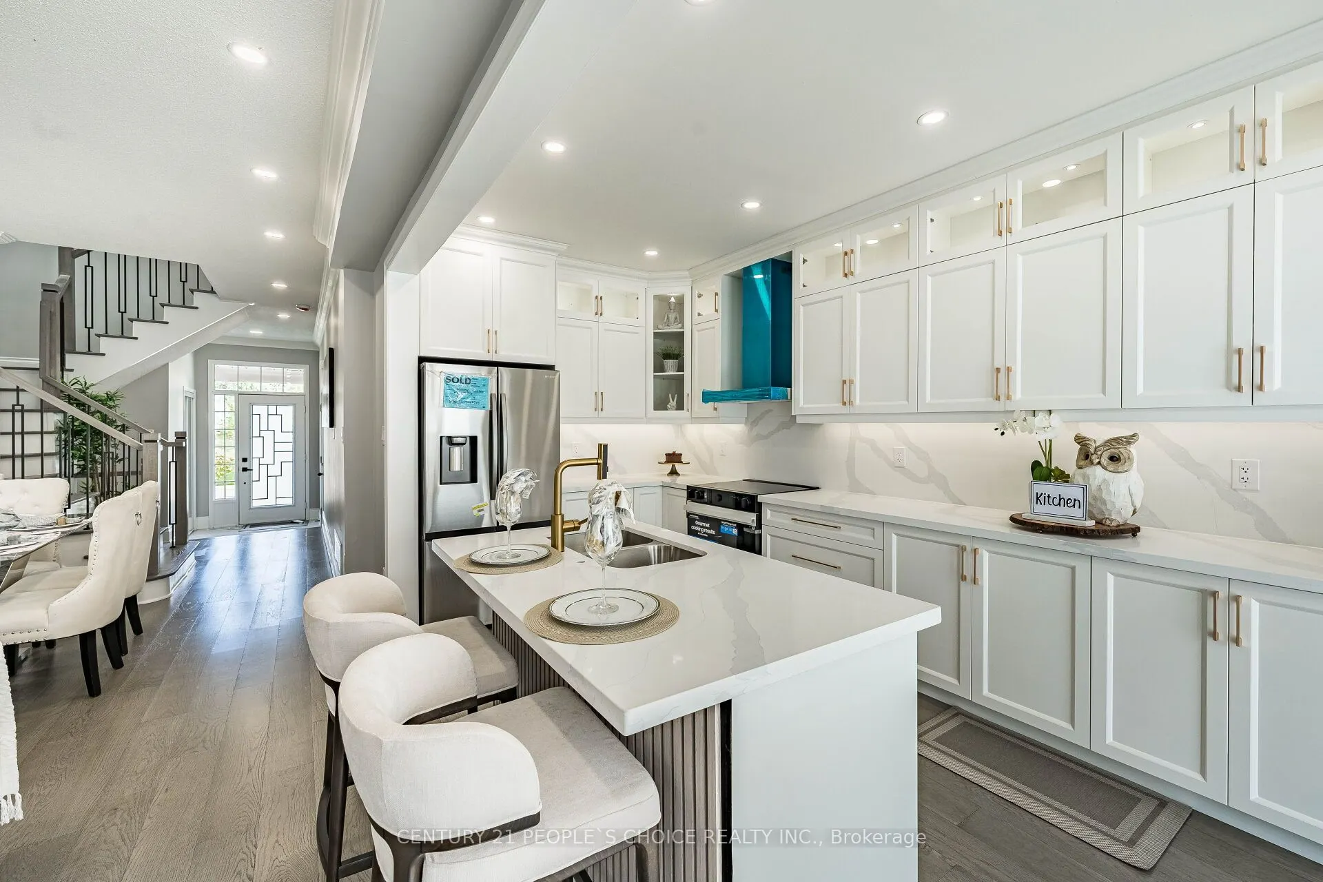 211 Wildberry Crescent
