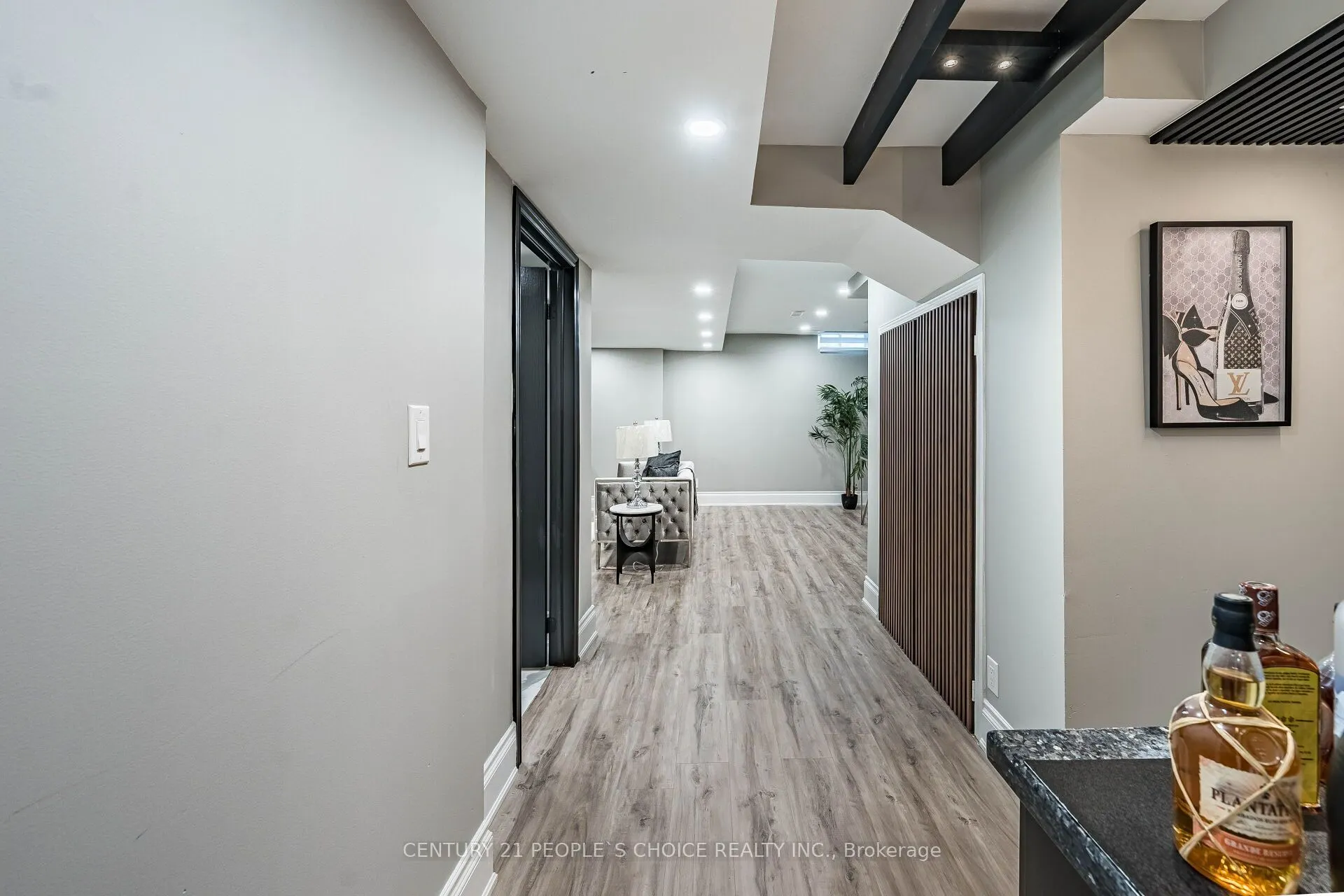 211 Wildberry Crescent