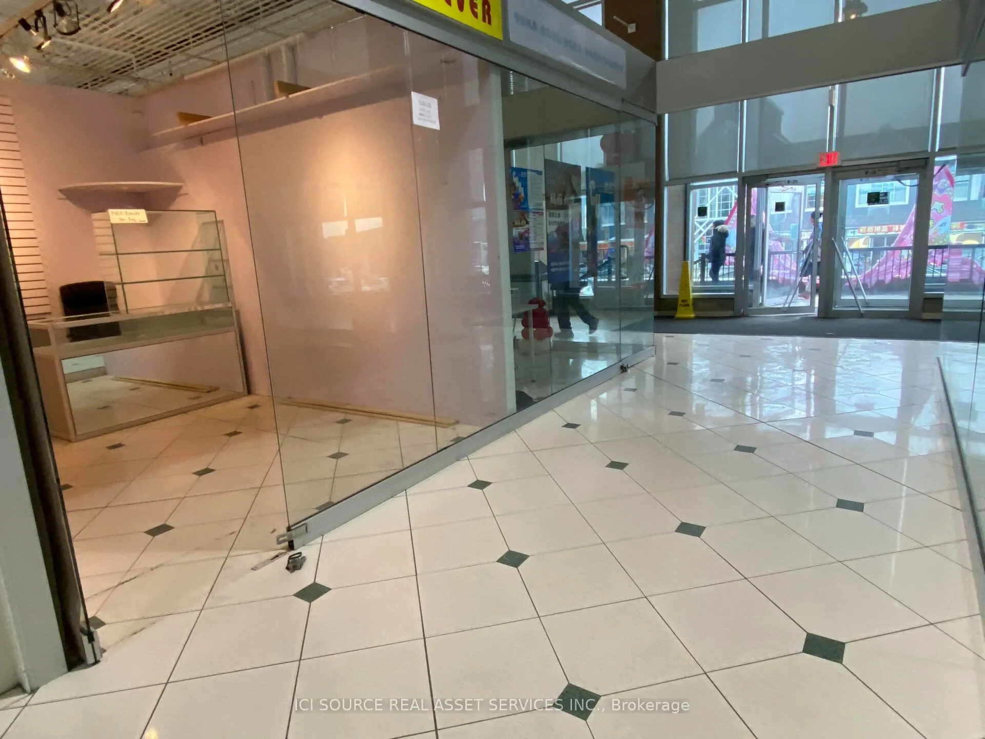 4300 Steeles Avenue E #E18