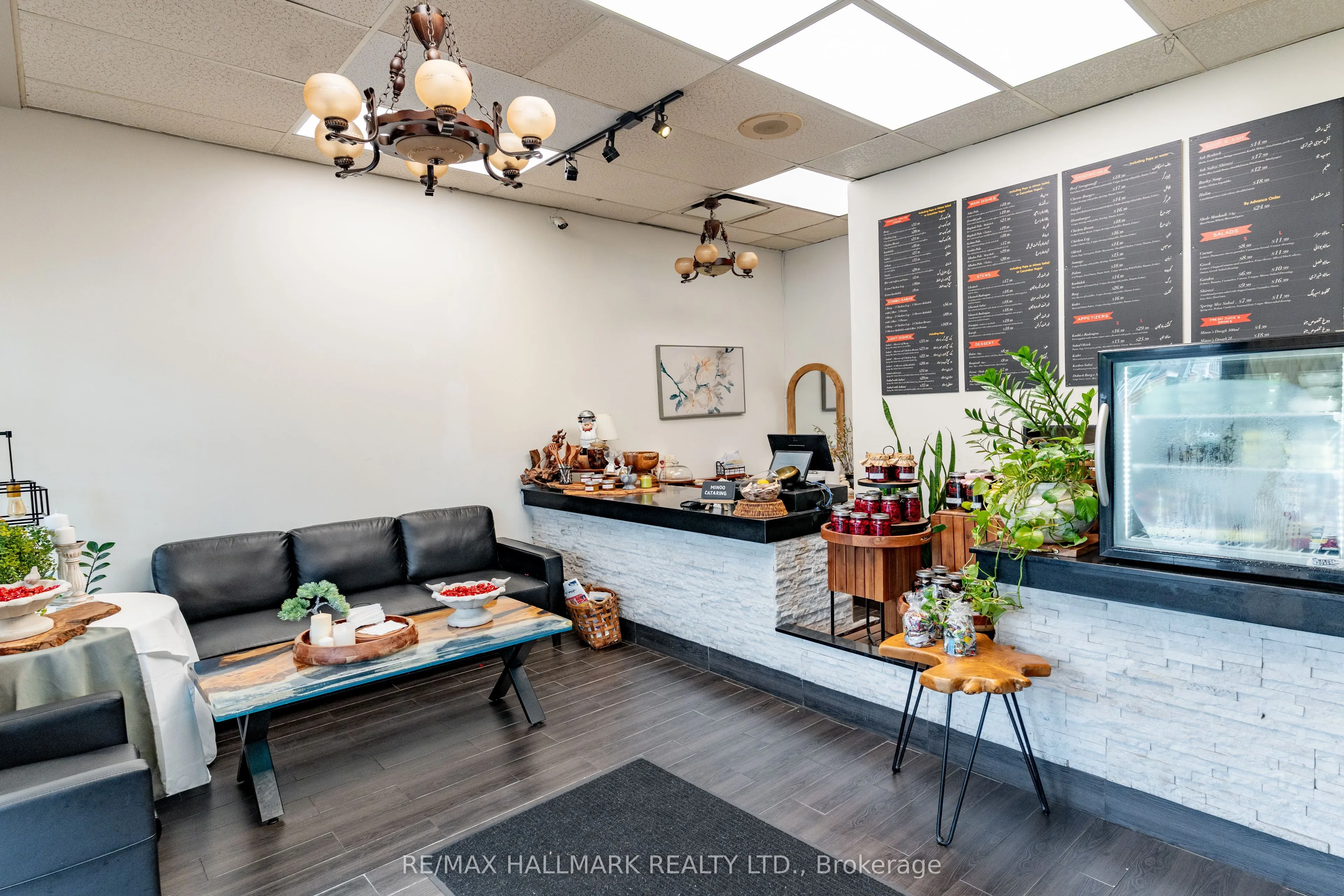 8053 Yonge Street