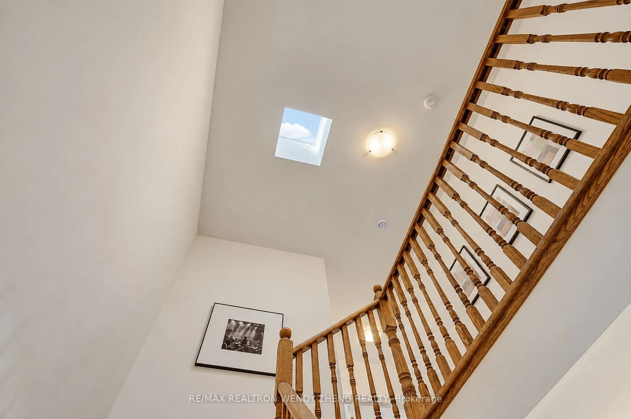 160 Elgin Mills Road W