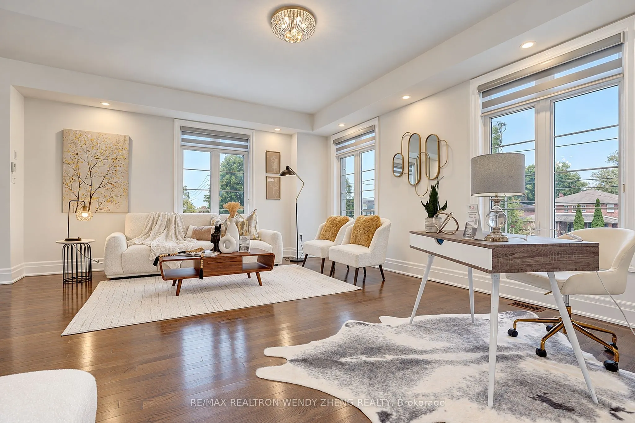 160 Elgin Mills Road W