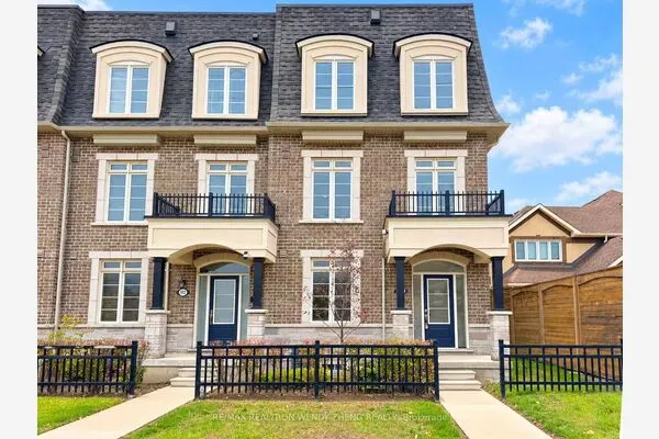 160 Elgin Mills Road W