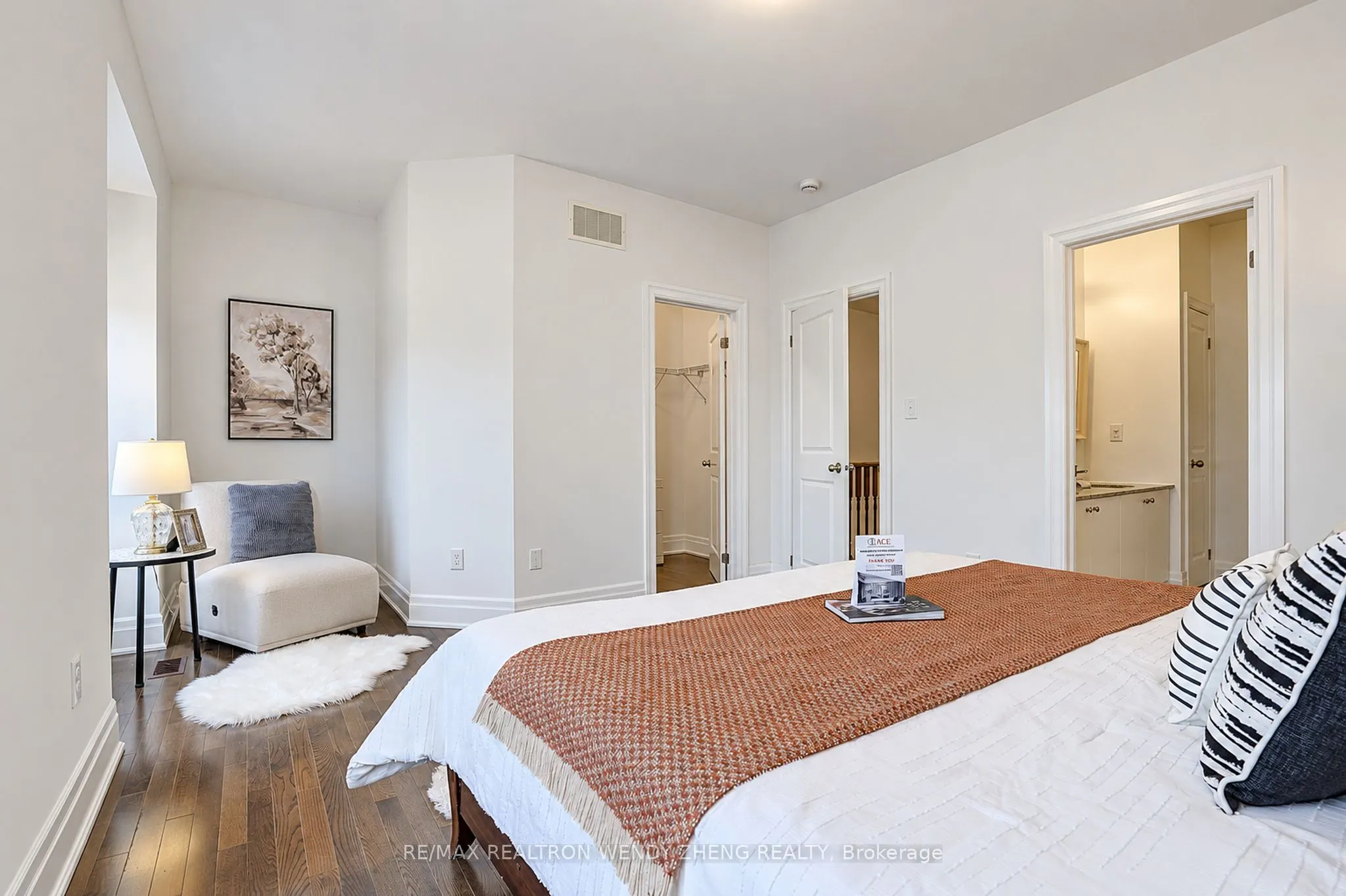 160 Elgin Mills Road W