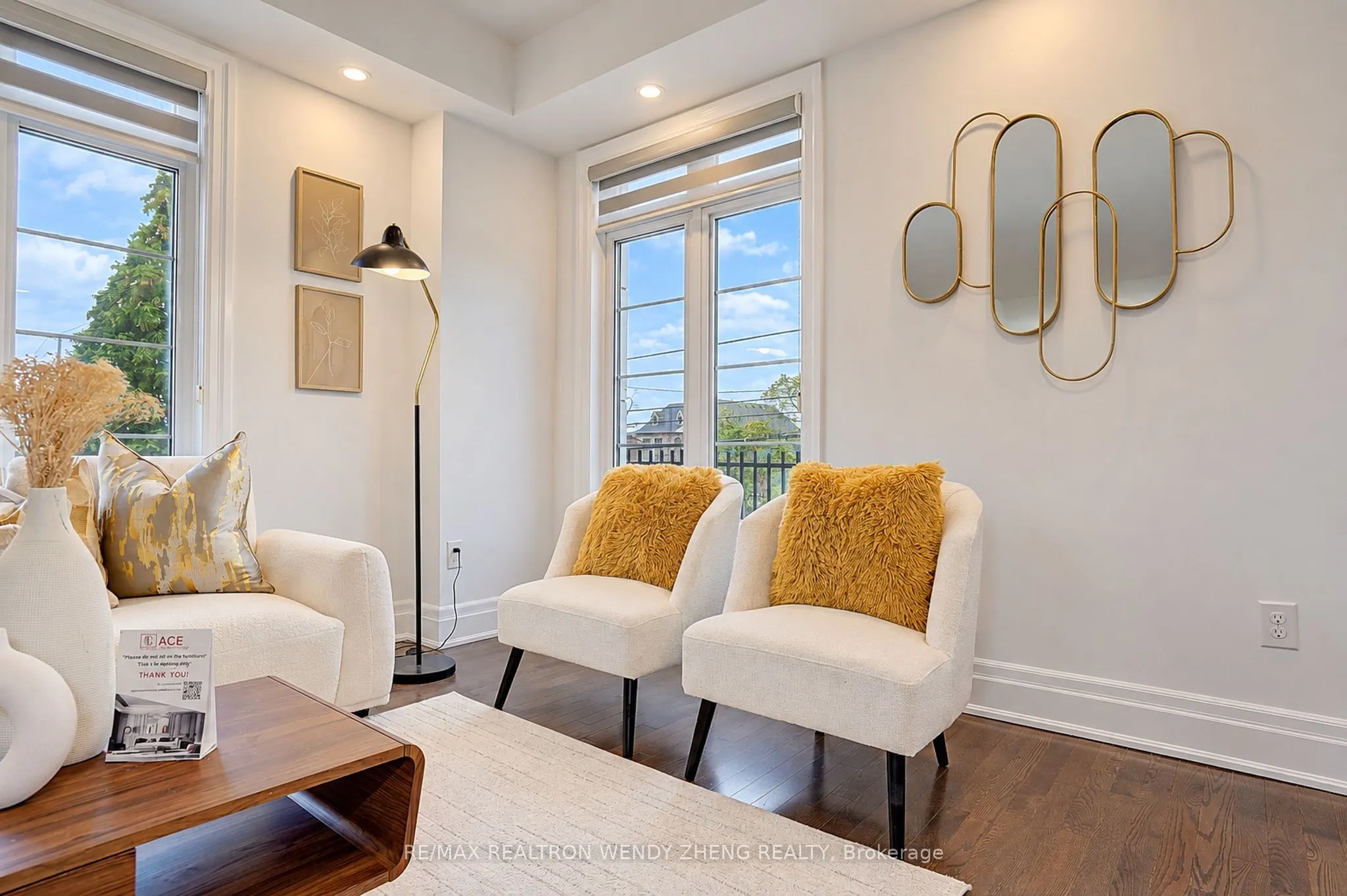160 Elgin Mills Road W