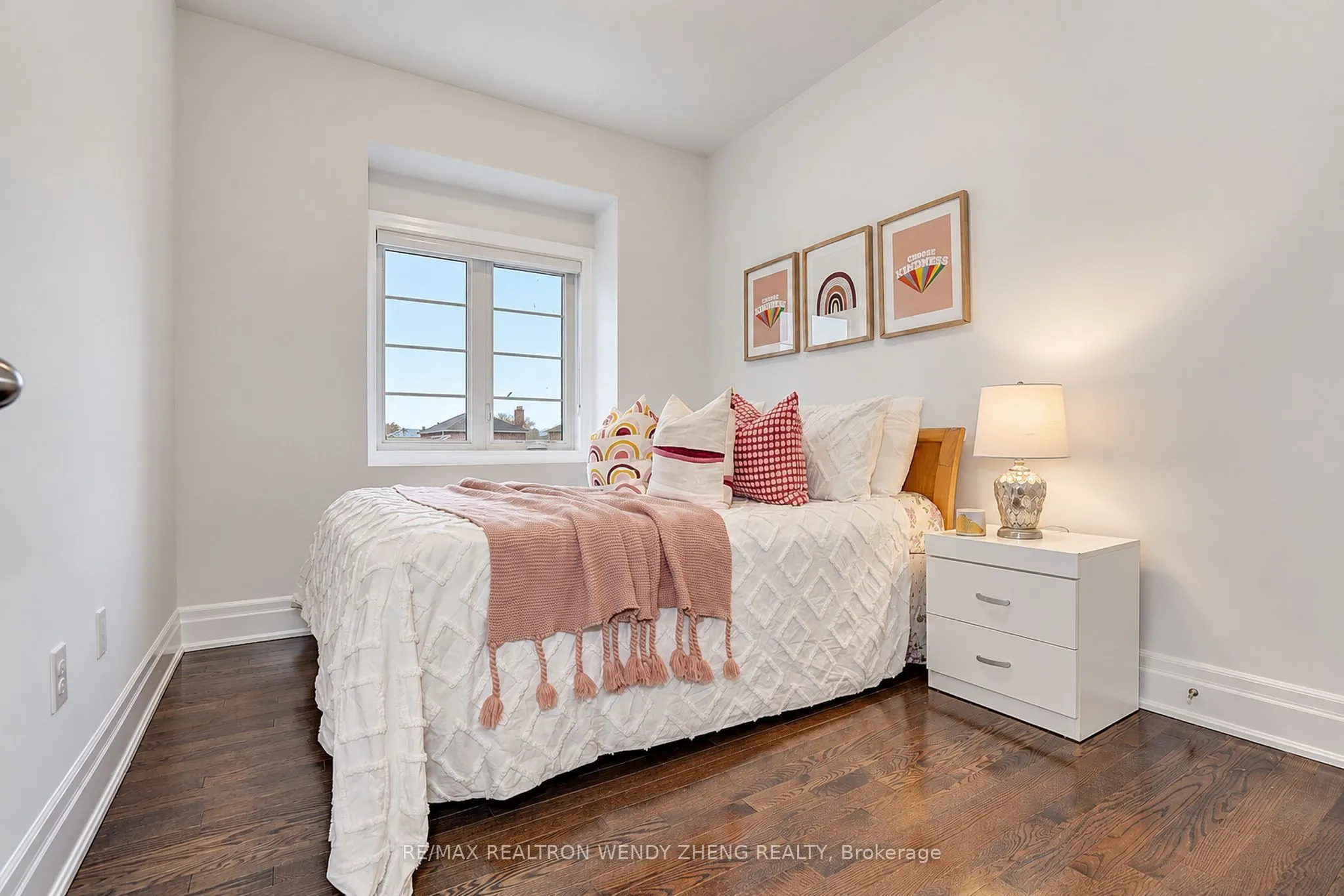 160 Elgin Mills Road W