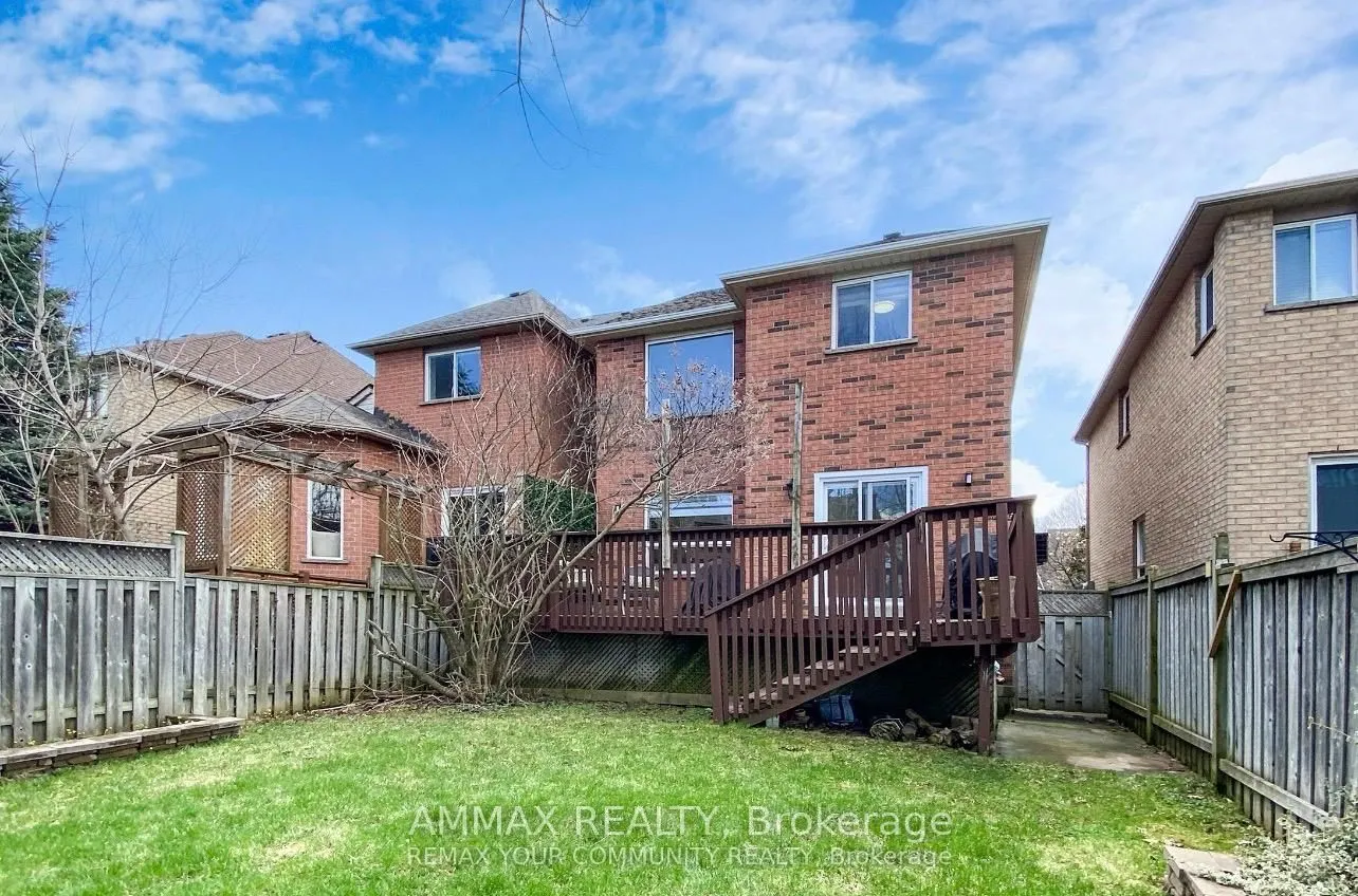 54 English Oak Drive