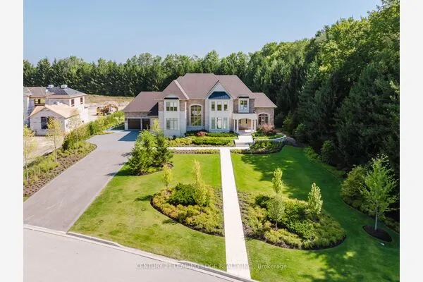 43 Newton Reed Crescent