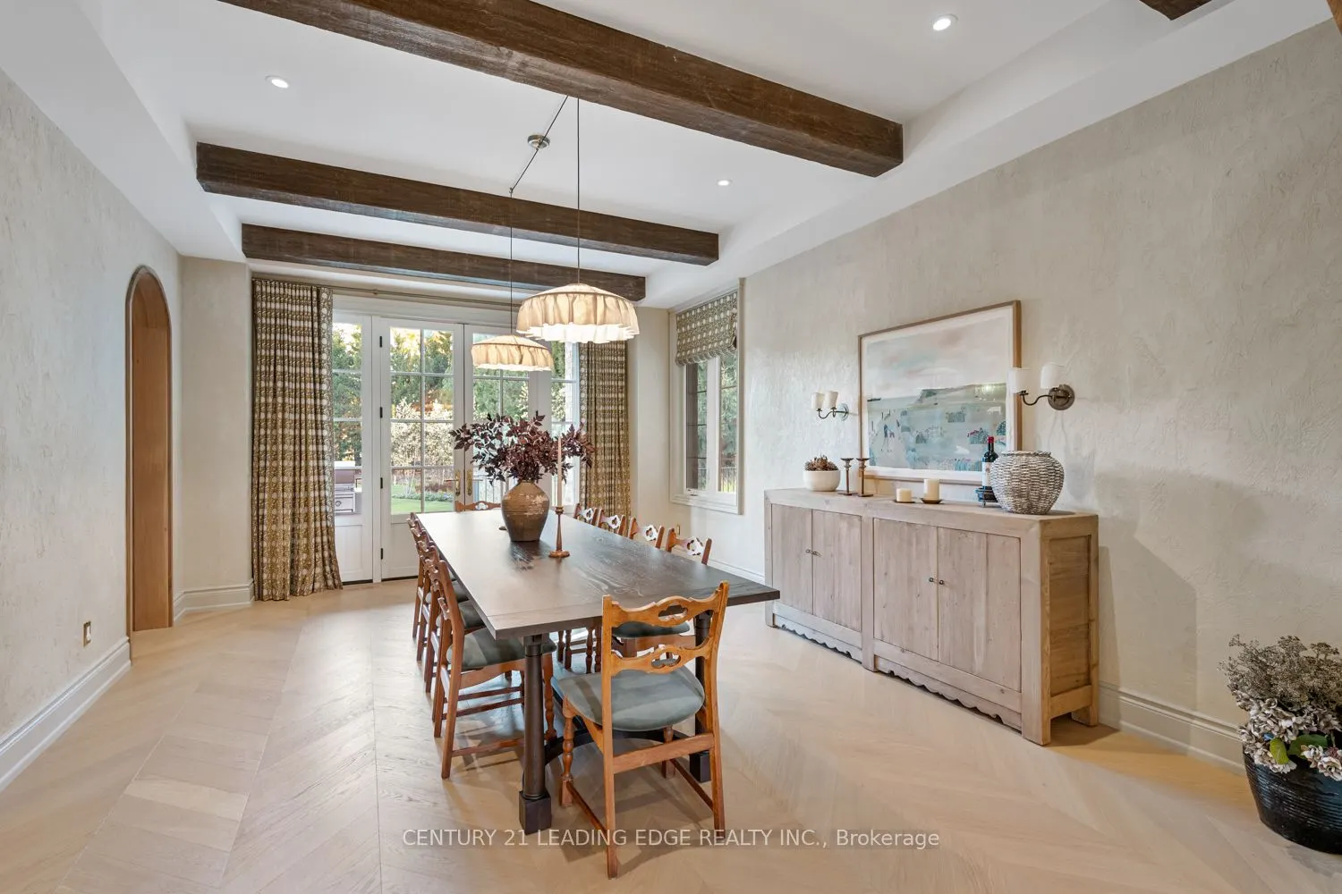 43 Newton Reed Crescent