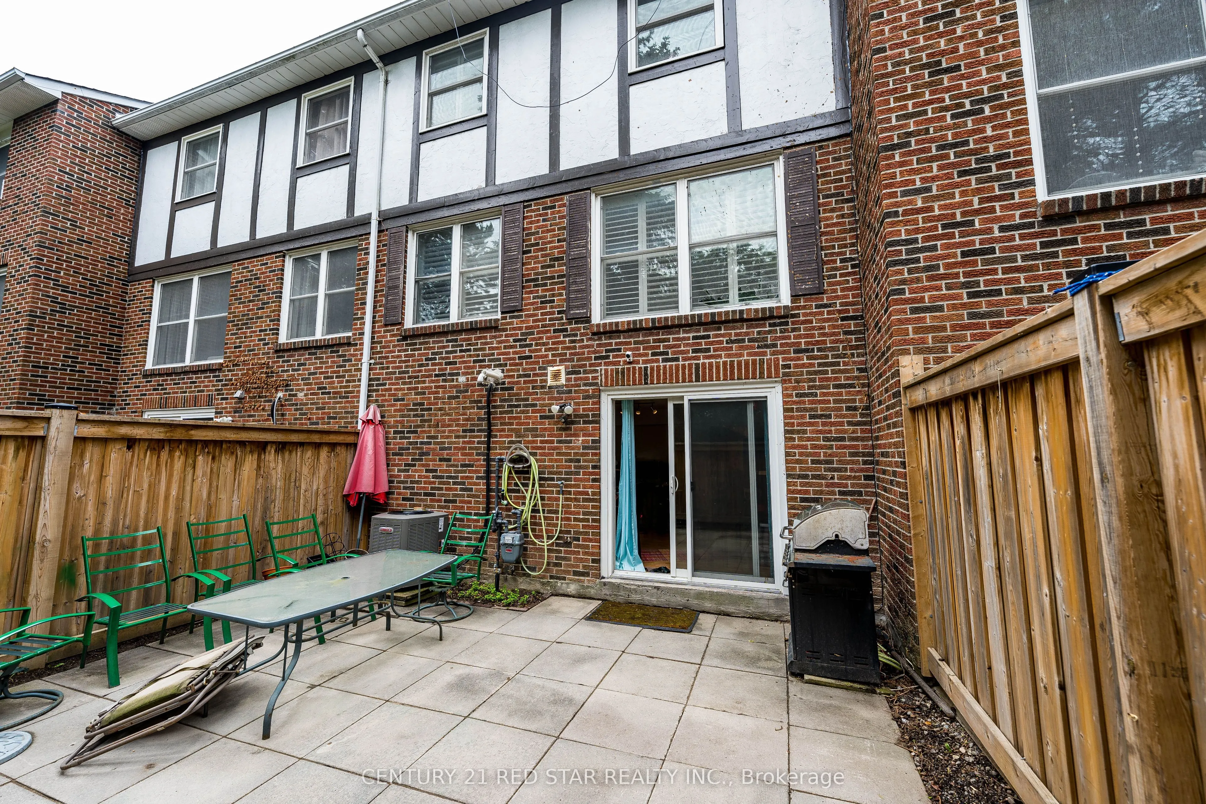 266 Simonston Boulevard #19