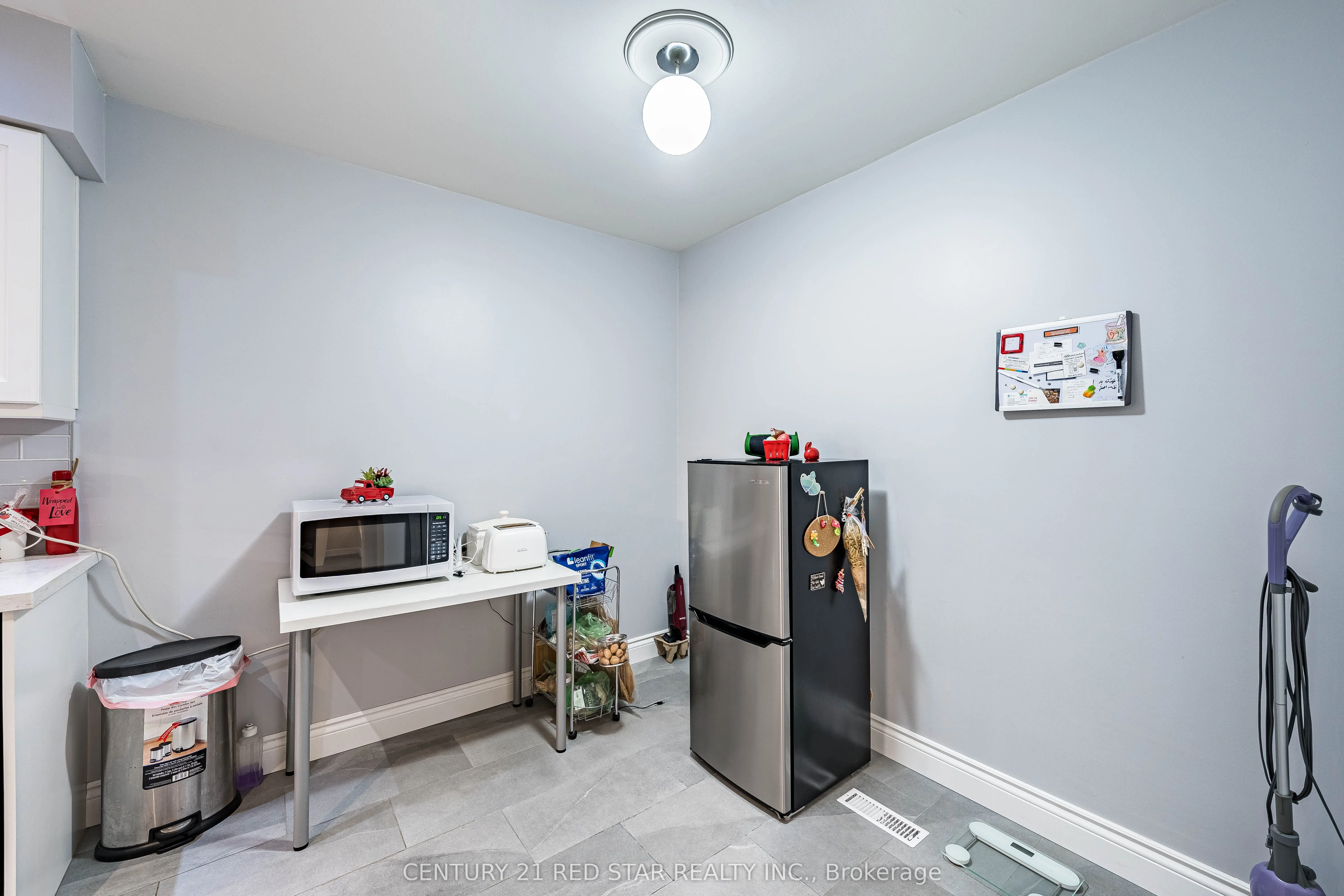 266 Simonston Boulevard #19