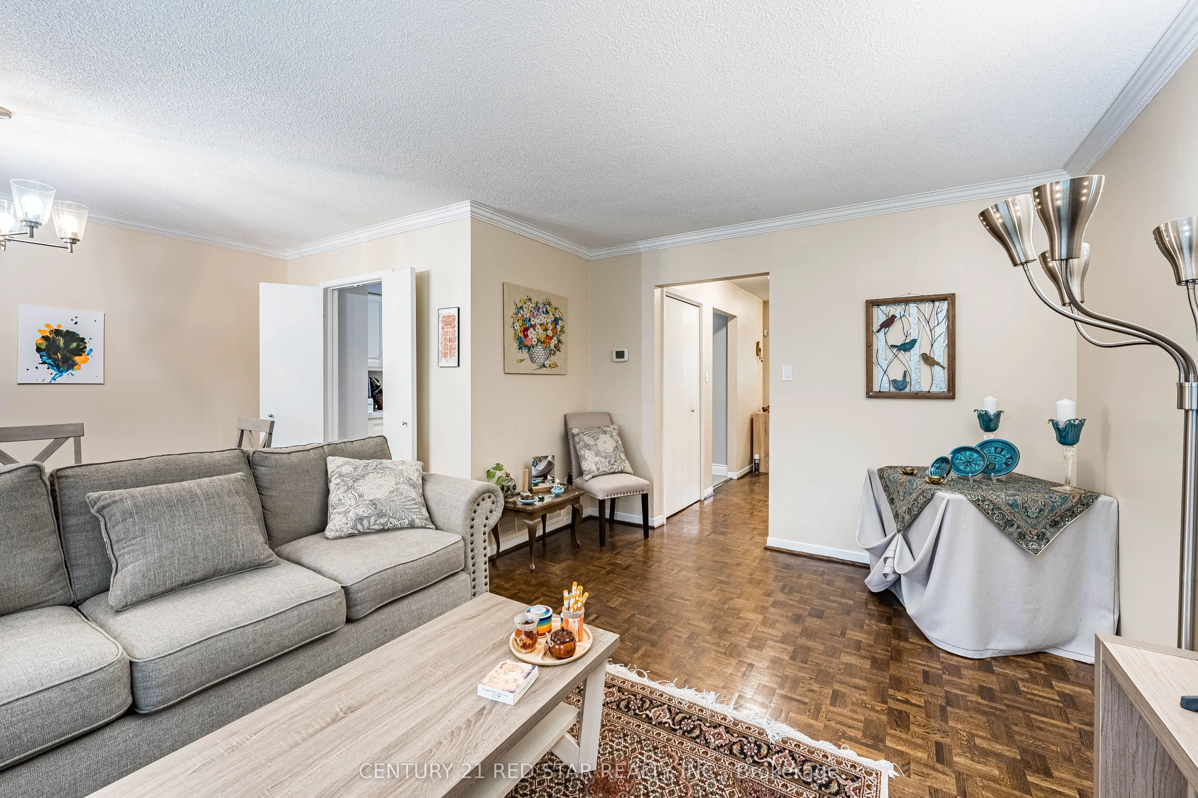 266 Simonston Boulevard #19