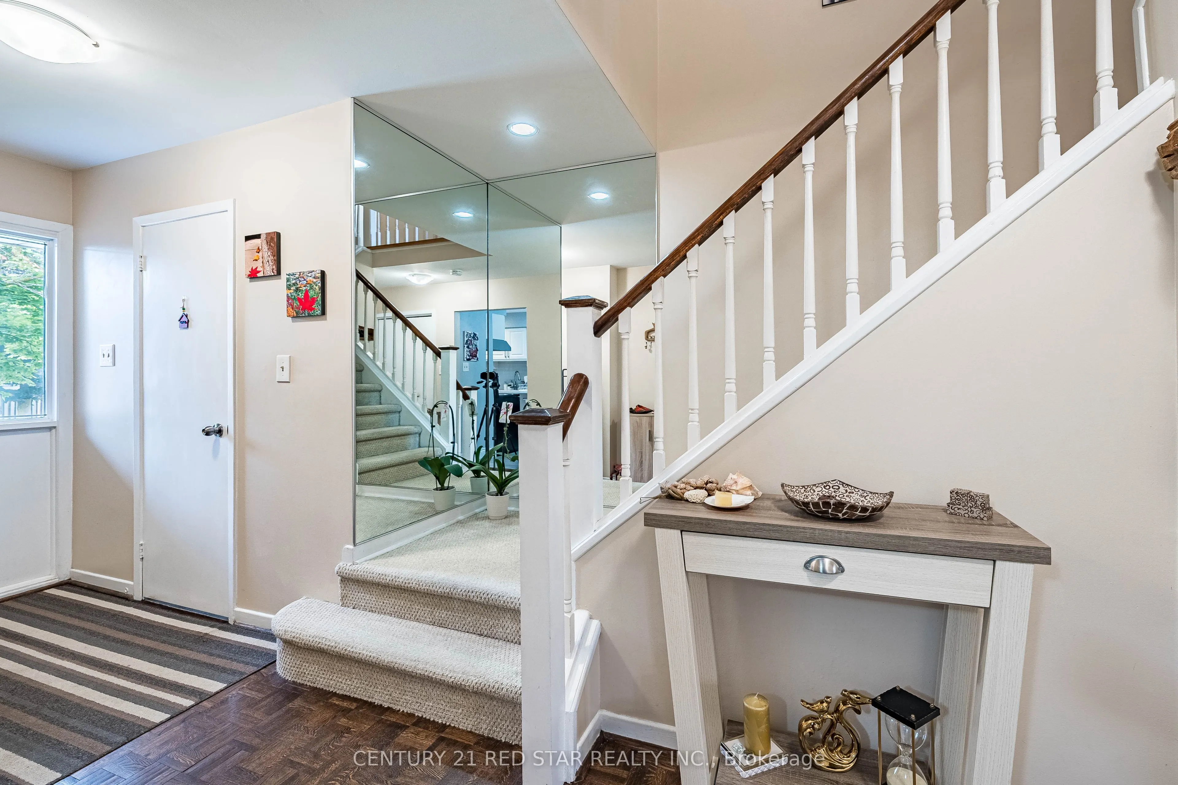 266 Simonston Boulevard #19