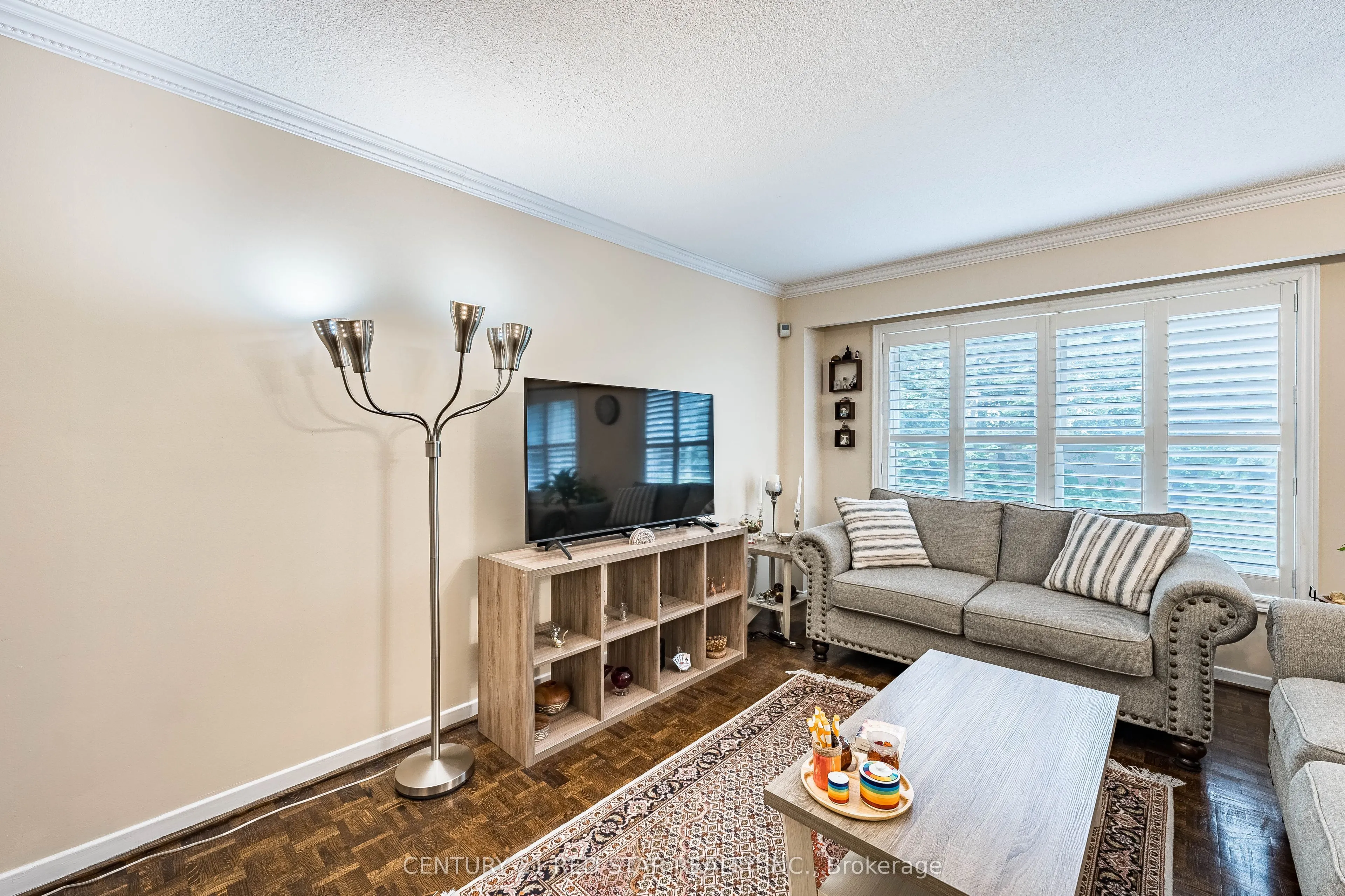 266 Simonston Boulevard #19