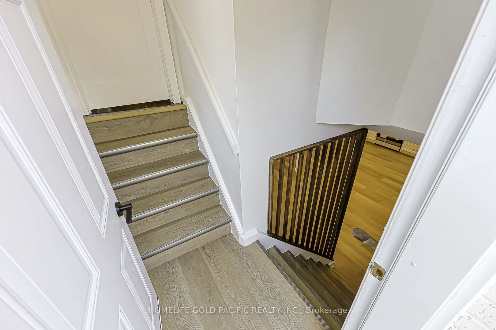 314 Wenlock  (Basement) Avenue
