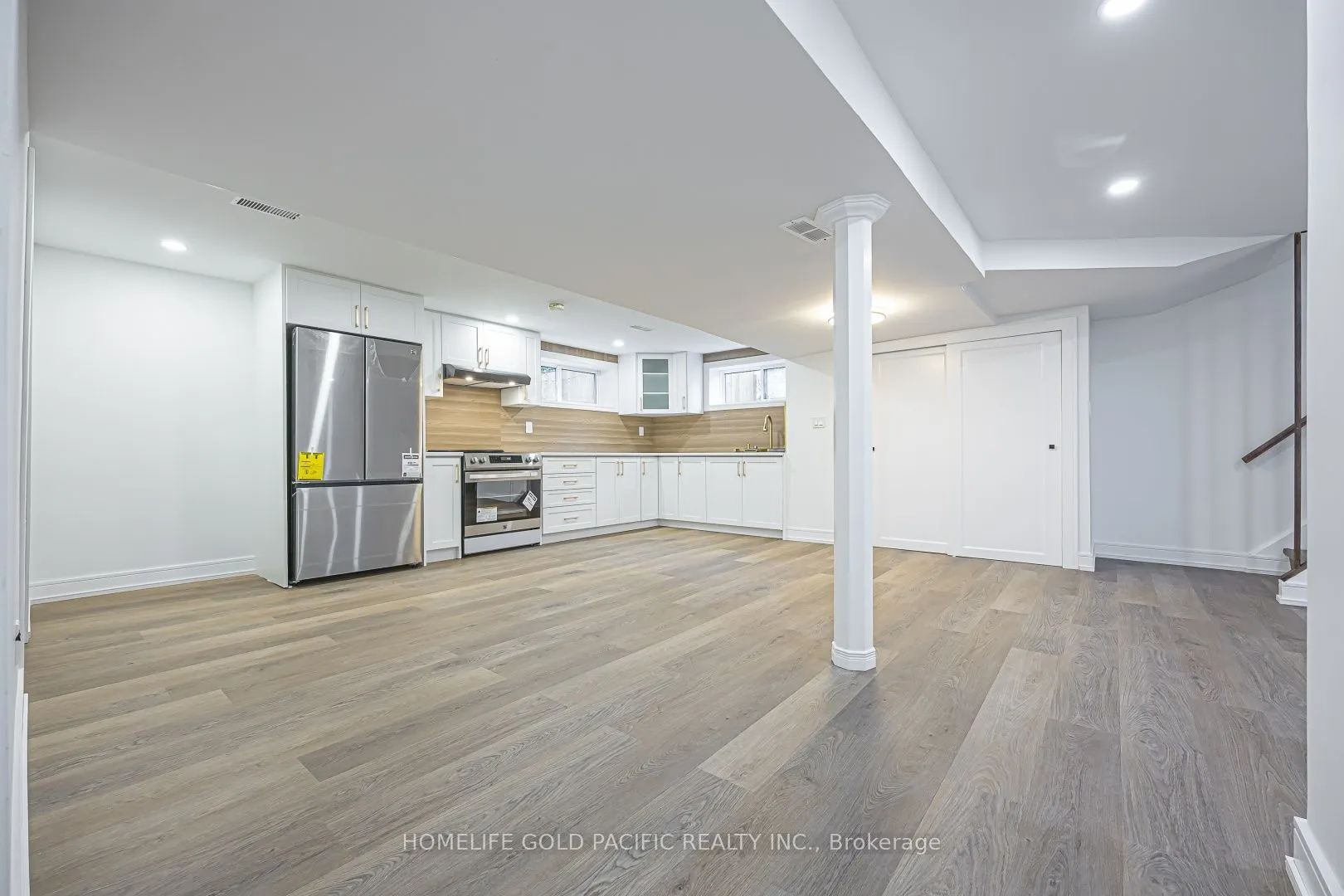 314 Wenlock  (Basement) Avenue
