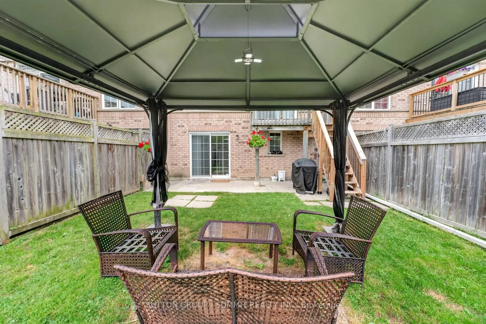 187 Kirkvalley Crescent