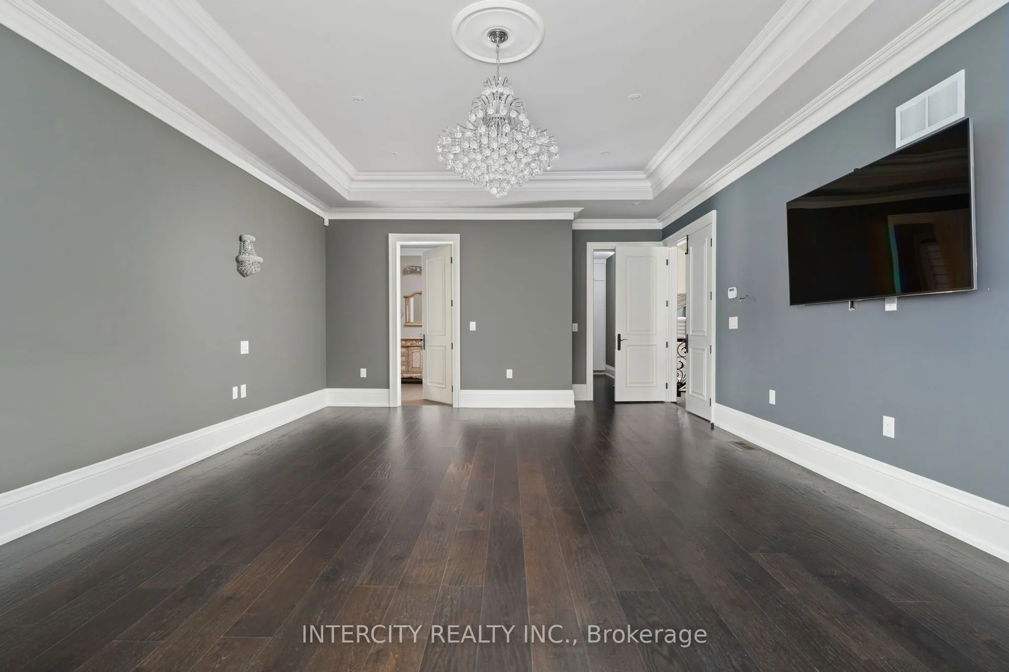 27 Rockview Gardens
