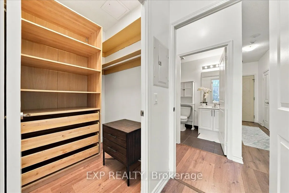 18 Harding Boulevard #117