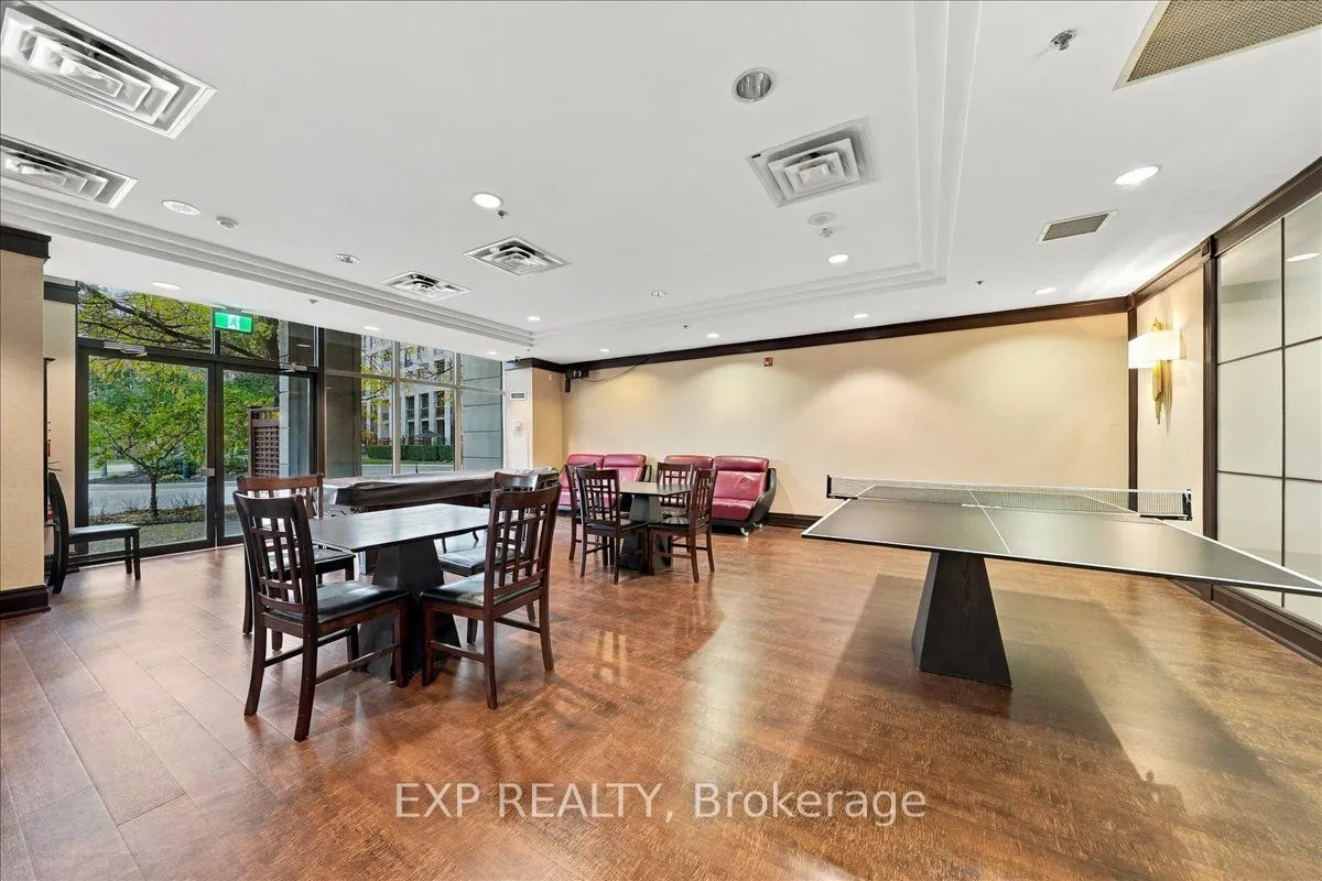 18 Harding Boulevard #117