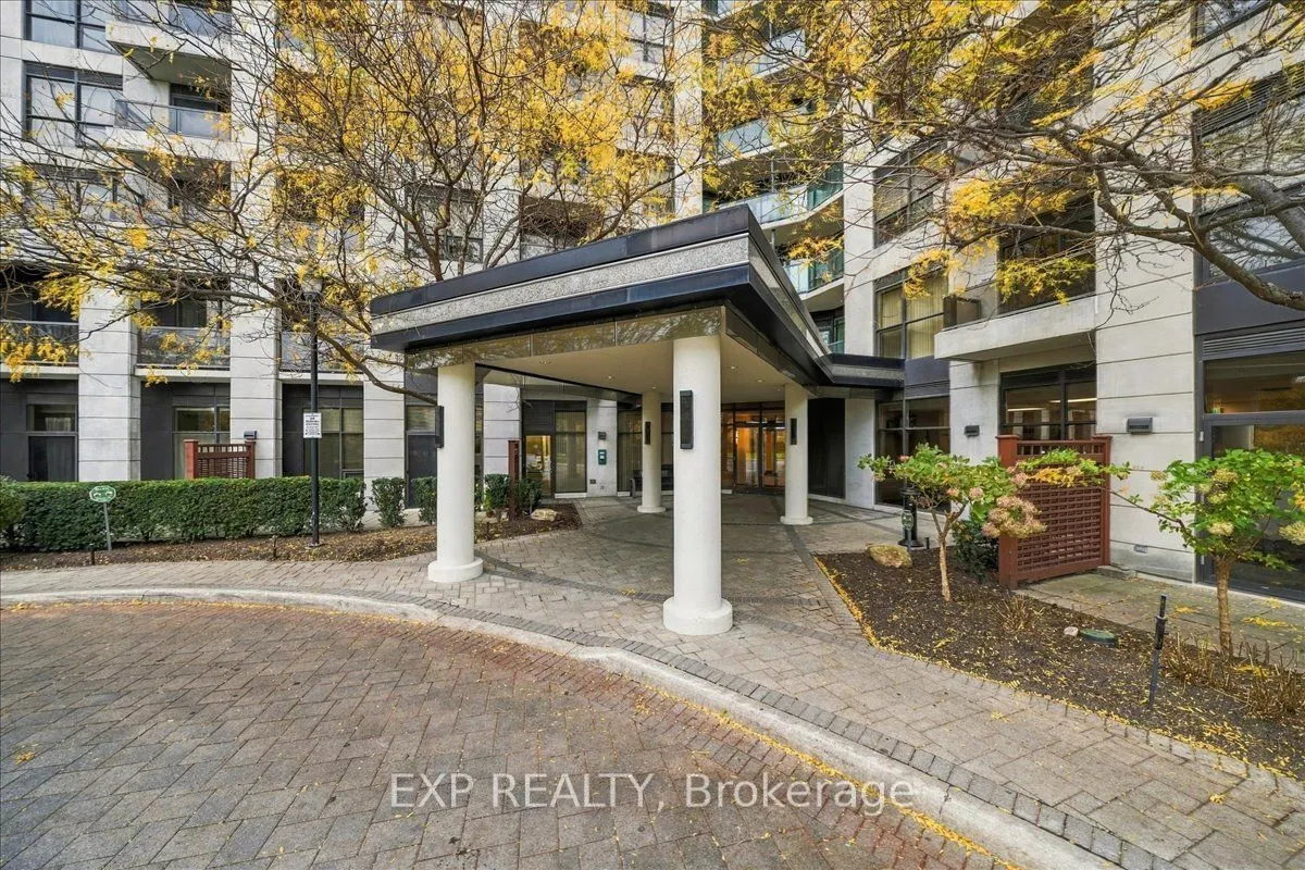 18 Harding Boulevard #117