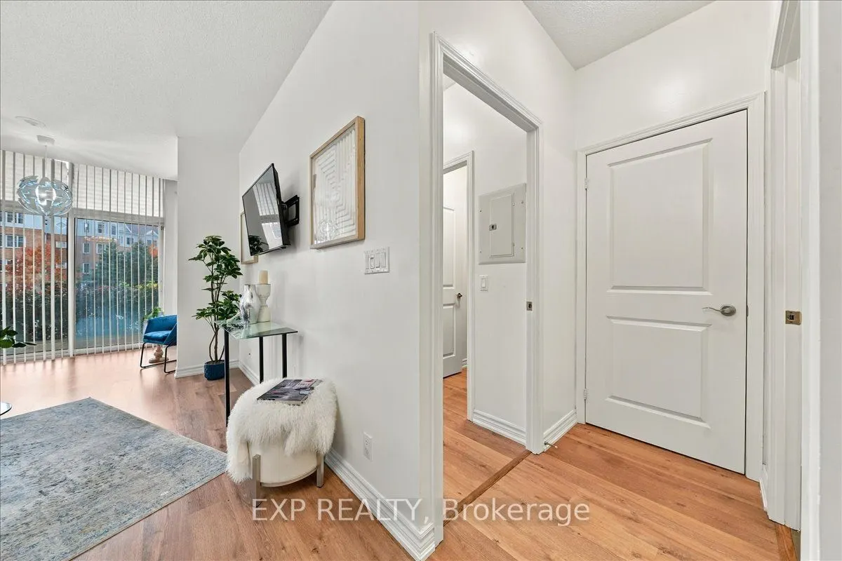 18 Harding Boulevard #117