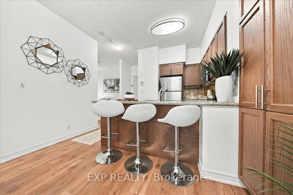 18 Harding Boulevard #117