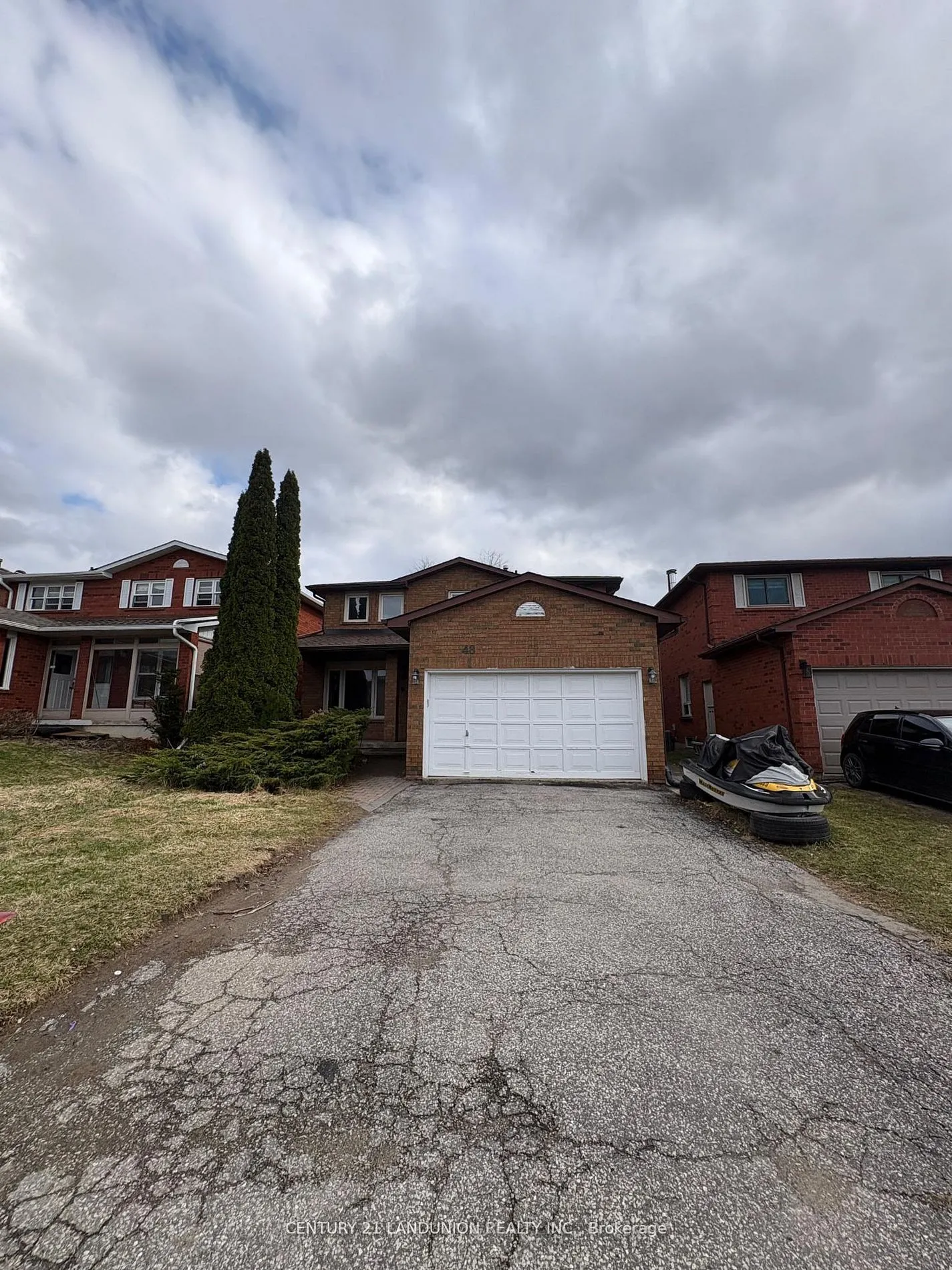 Bsmt 48 48 Marchwood Crescent