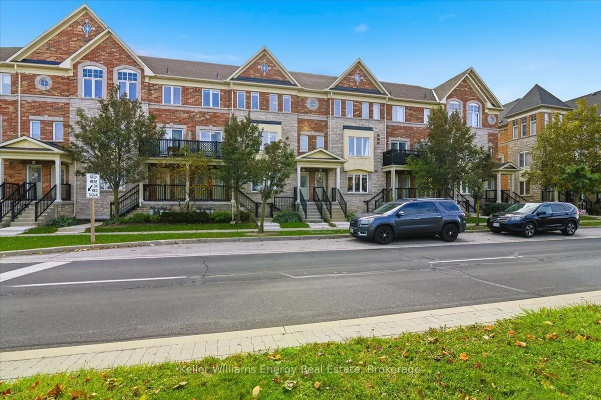 2237 Bur Oak Avenue #82